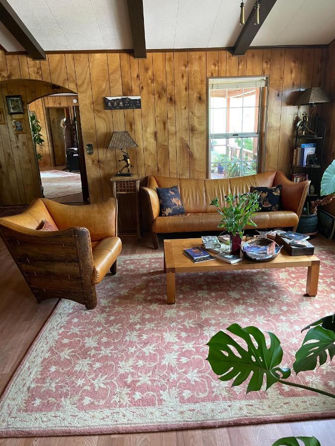 - Thunder Mountain Homestay