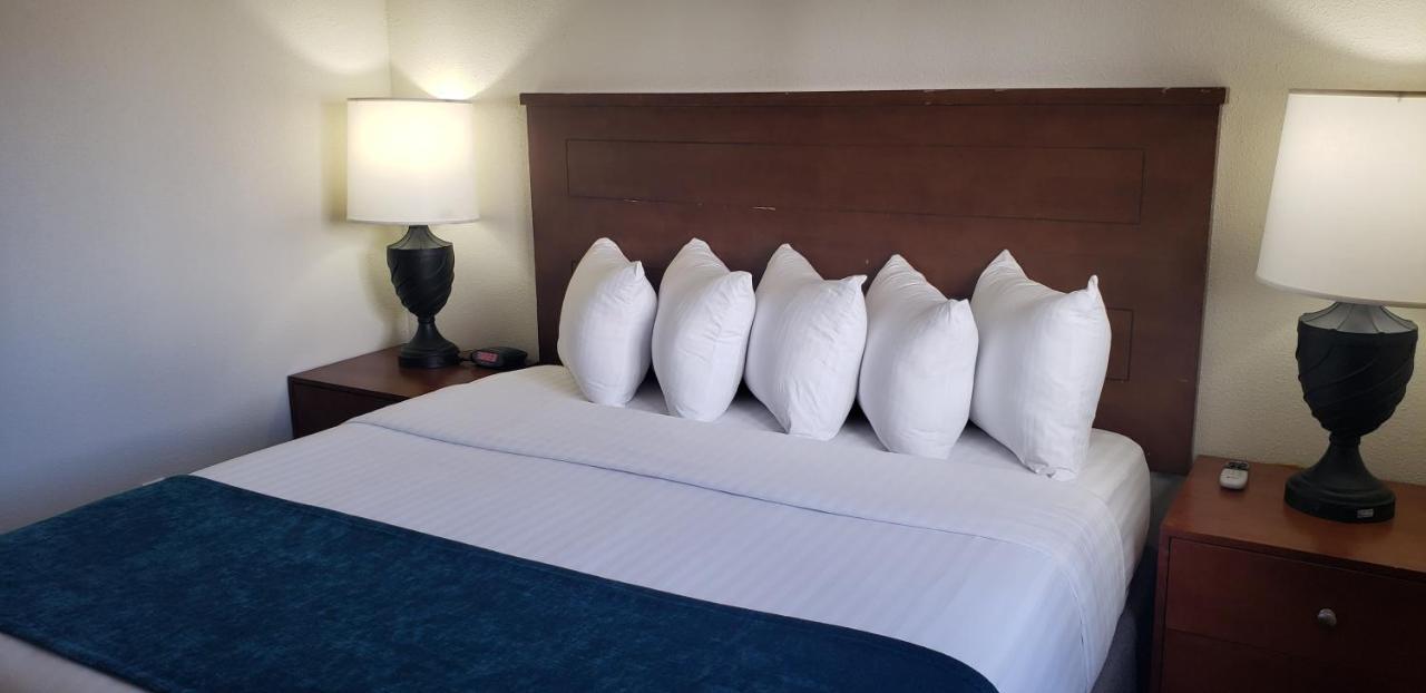 Inn Viajeros 2*