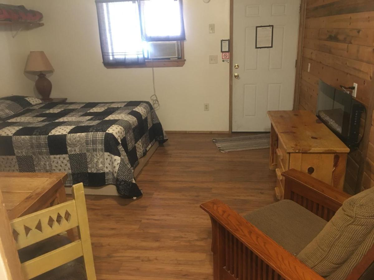 Rainbows End Fishing Resort 4*