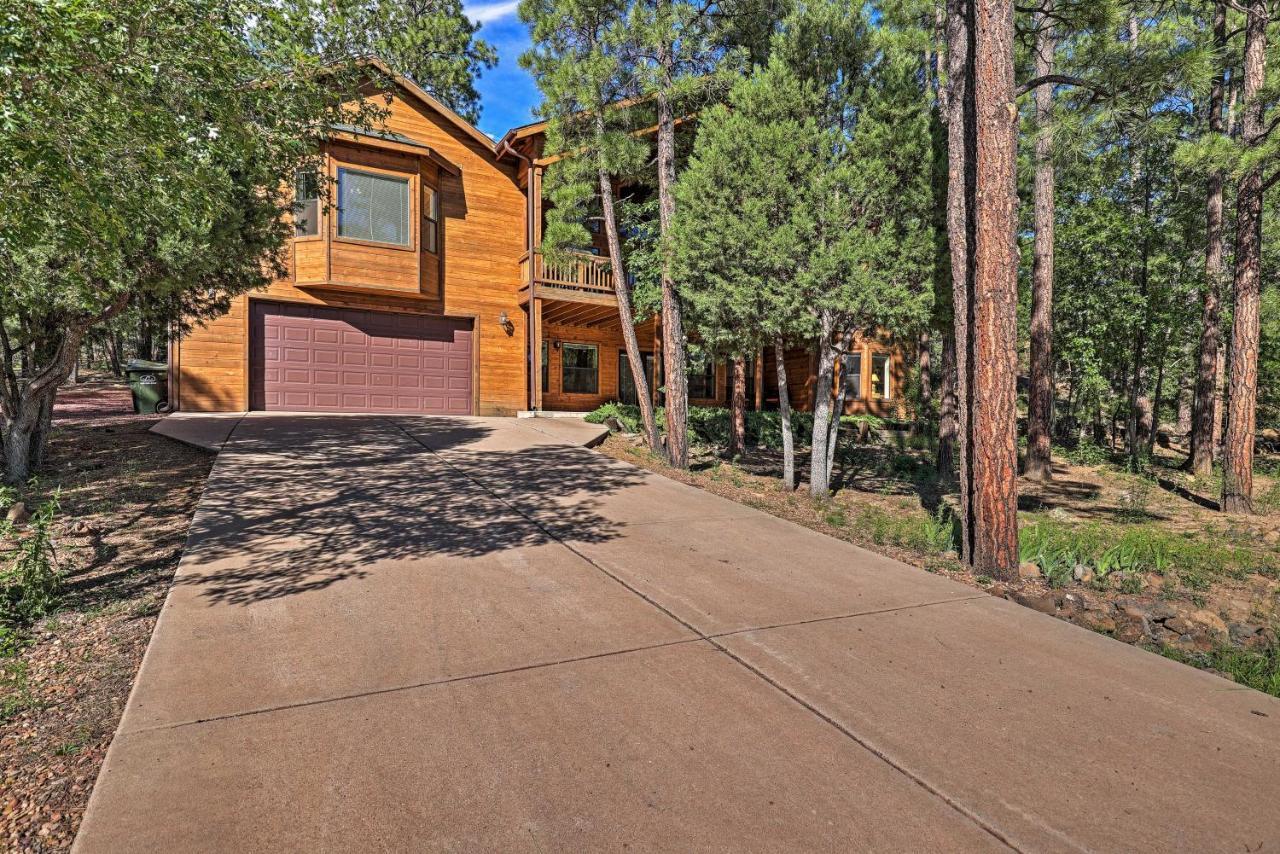 Serene Lakeside With Decks And Edler Views!
