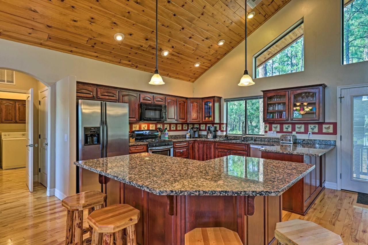 Serene Lakeside With Decks And Edler Views! * Pinetop-Lakeside