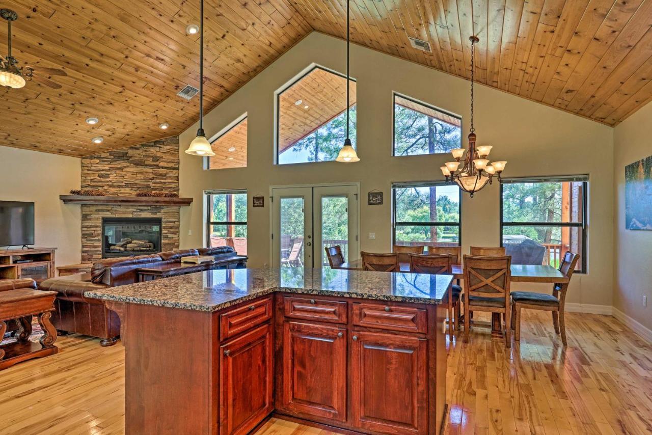 Serene Lakeside With Decks And Edler Views!