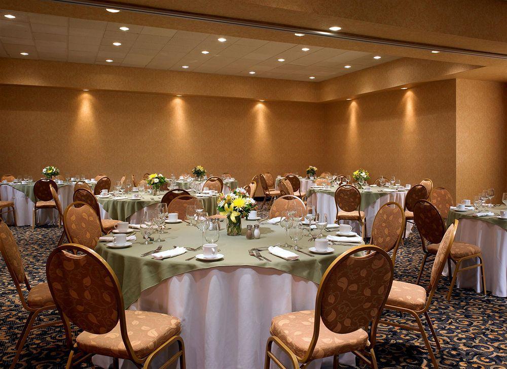 Four Points By Sheraton Airport 3* Tucson