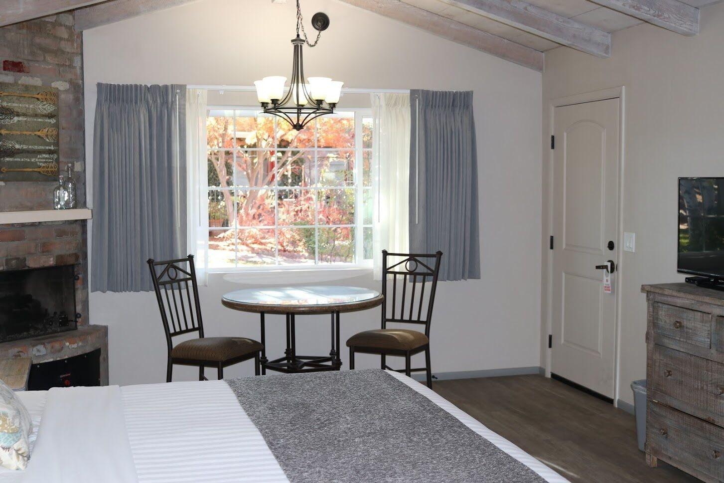 Sky Ranch Hotel 3*
