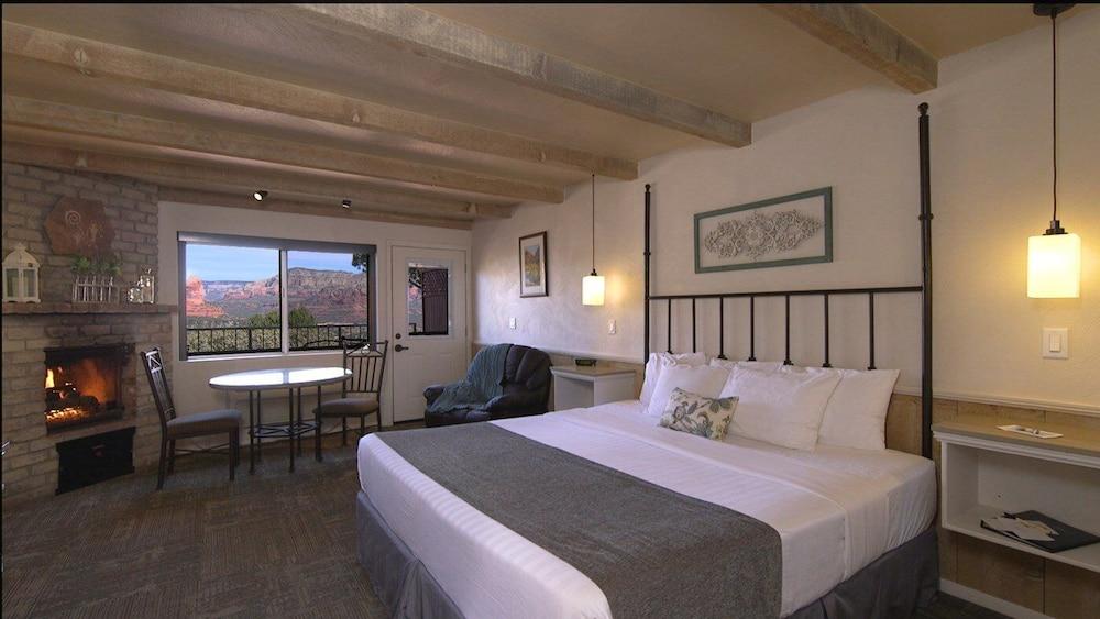 Sky Ranch 3*