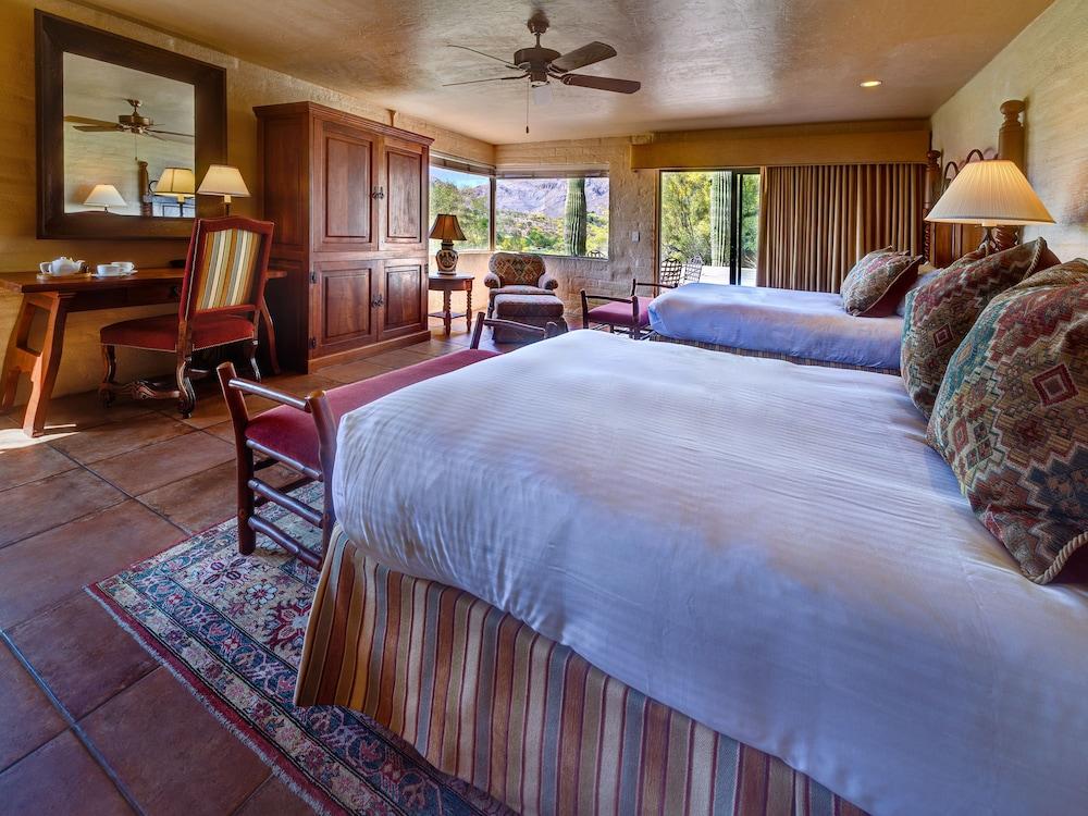 Resort Hacienda Del Sol Guest Ranch