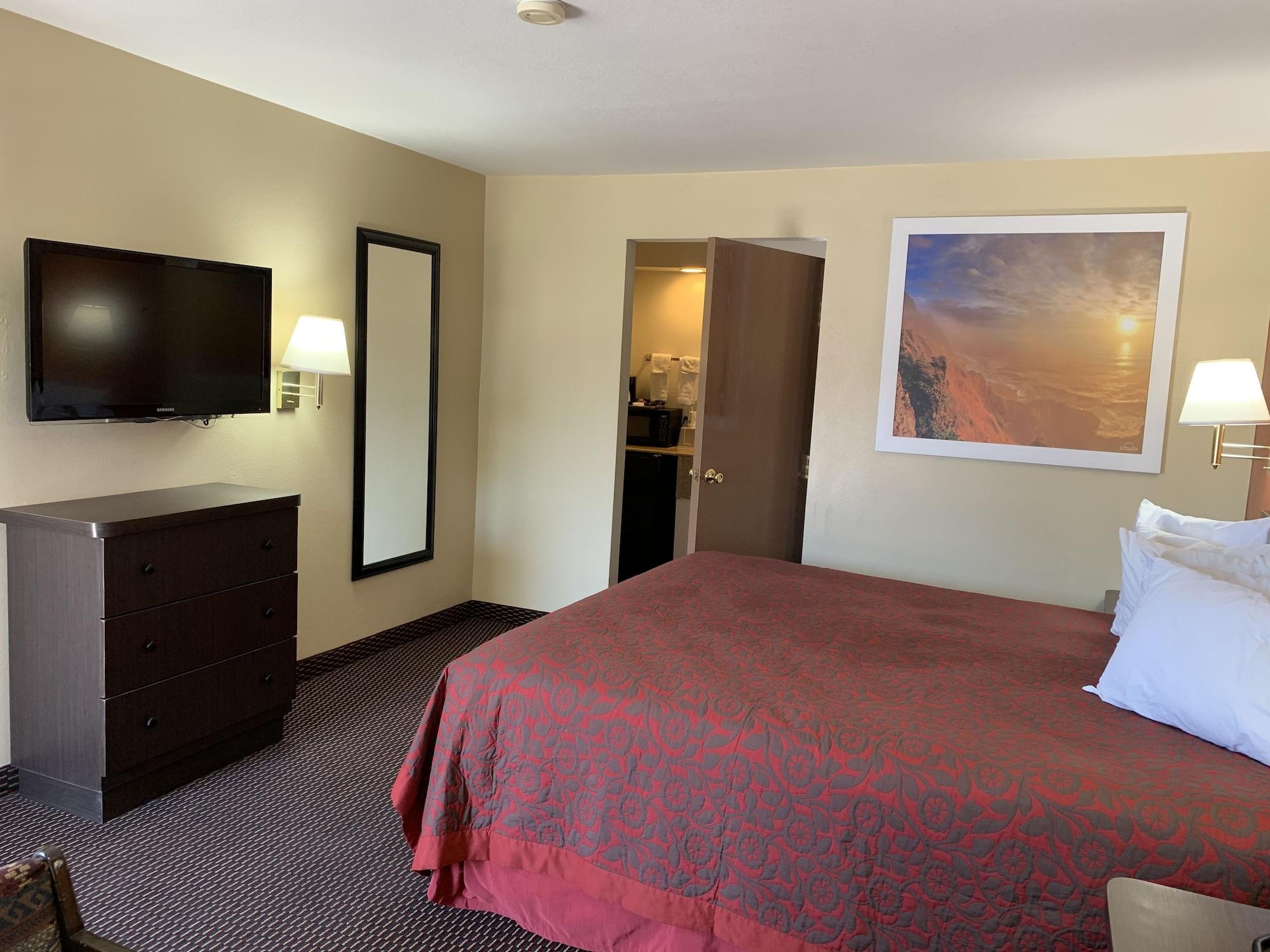 Days By Wyndham Airport Hotel Tucson