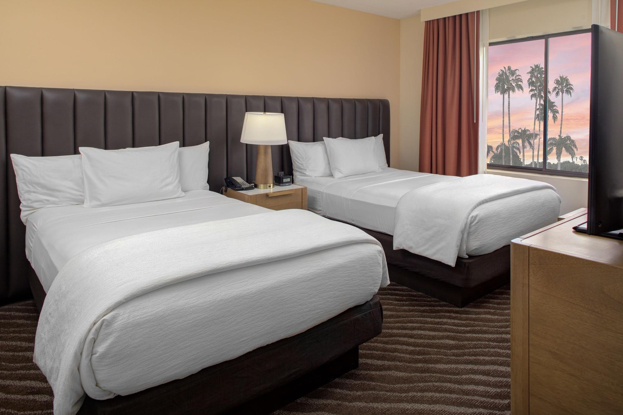 Embassy By Hilton Scottsdale Hotel Phoenix