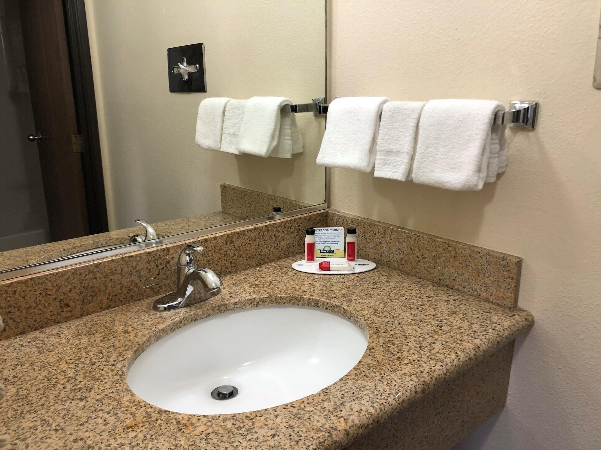 Days By Wyndham Bullhead Hotel