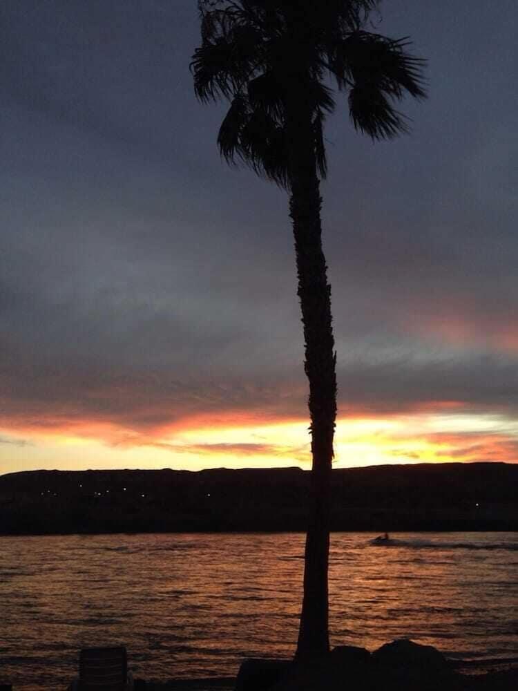 Days By Wyndham Bullhead Hotel