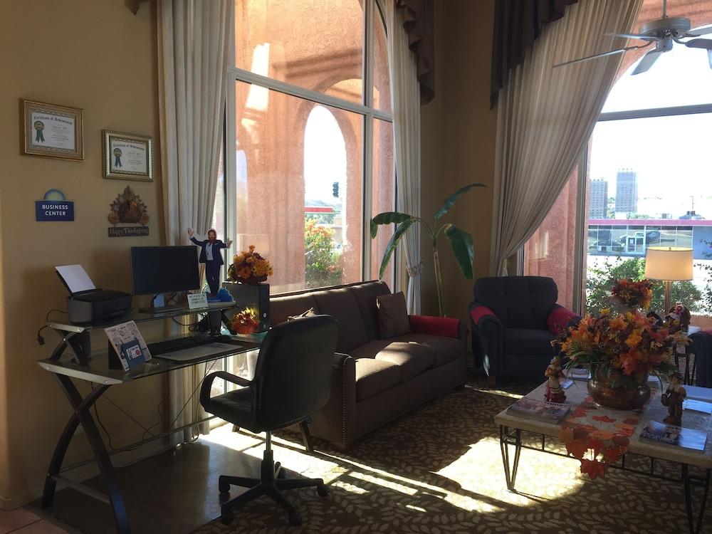Days By Wyndham Bullhead Hotel