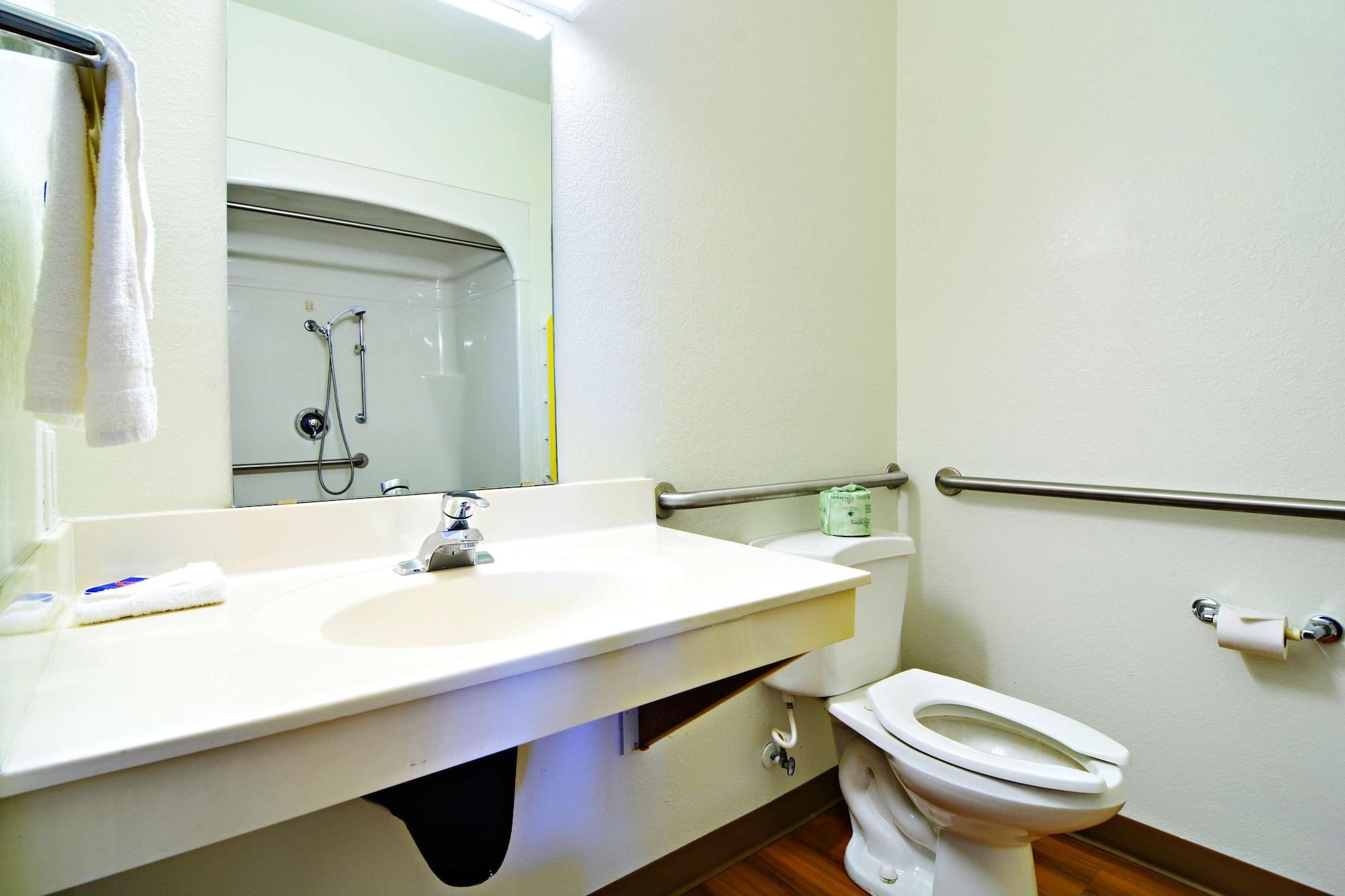 6-benson, Az 2*