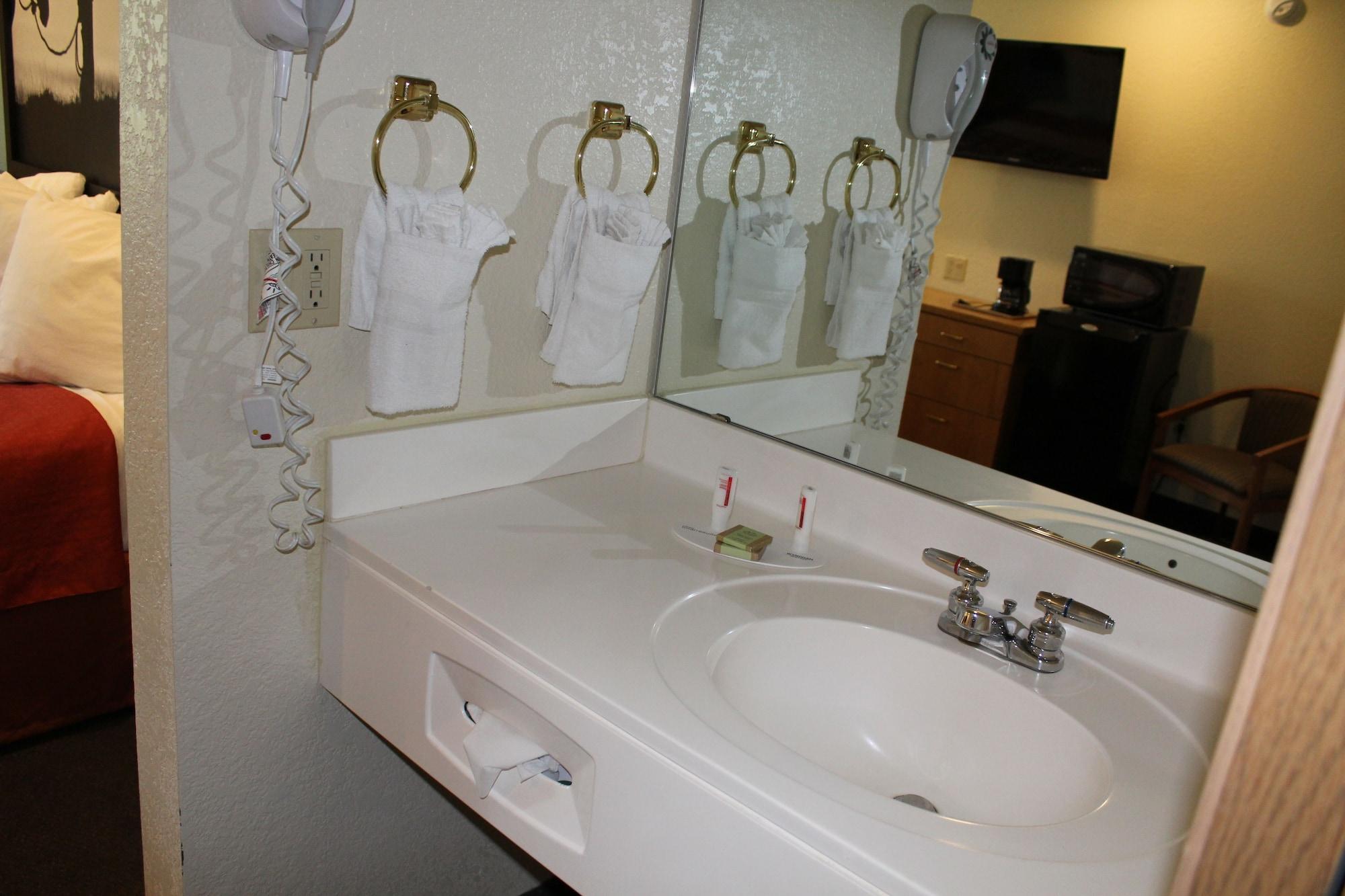Super 8 By Wyndham Show Hotel Show Low