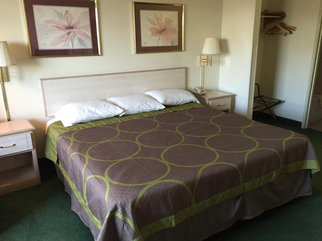 Super 8 By Wyndham Motel Willcox