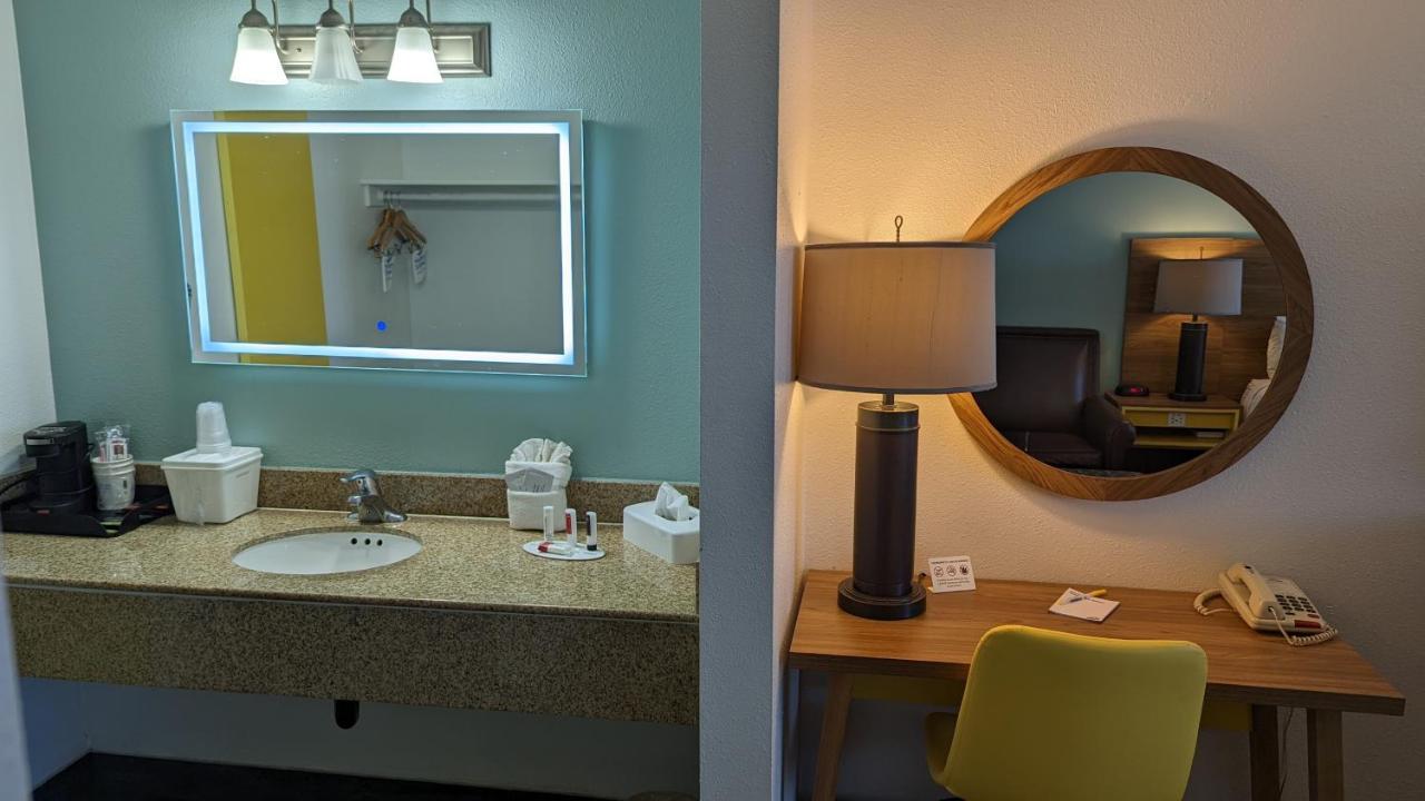 Days By Wyndham Havasu Motel Lake Havasu City