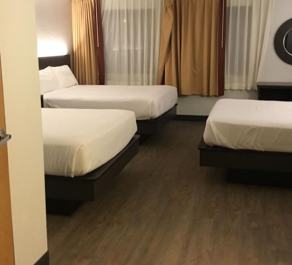 Pinetop Studio Suites Hotel