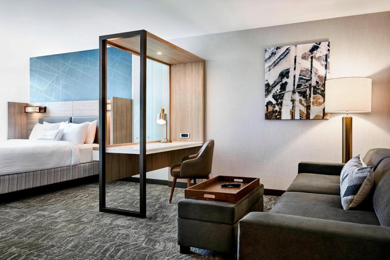 Hotel Springhill By Marriott