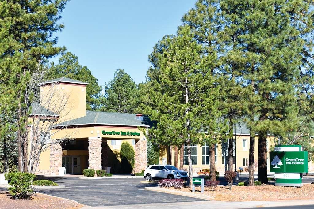 Greentree & Hotel 2*