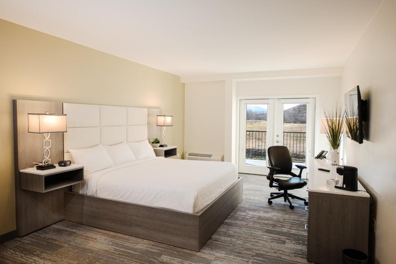 Apache Gold & Casino 3* Globe