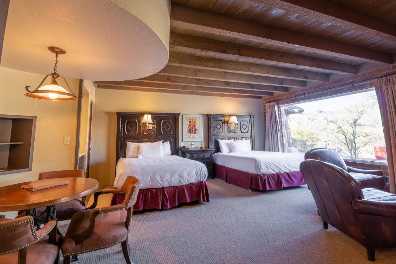 Tanque Guest Ranch Tucson