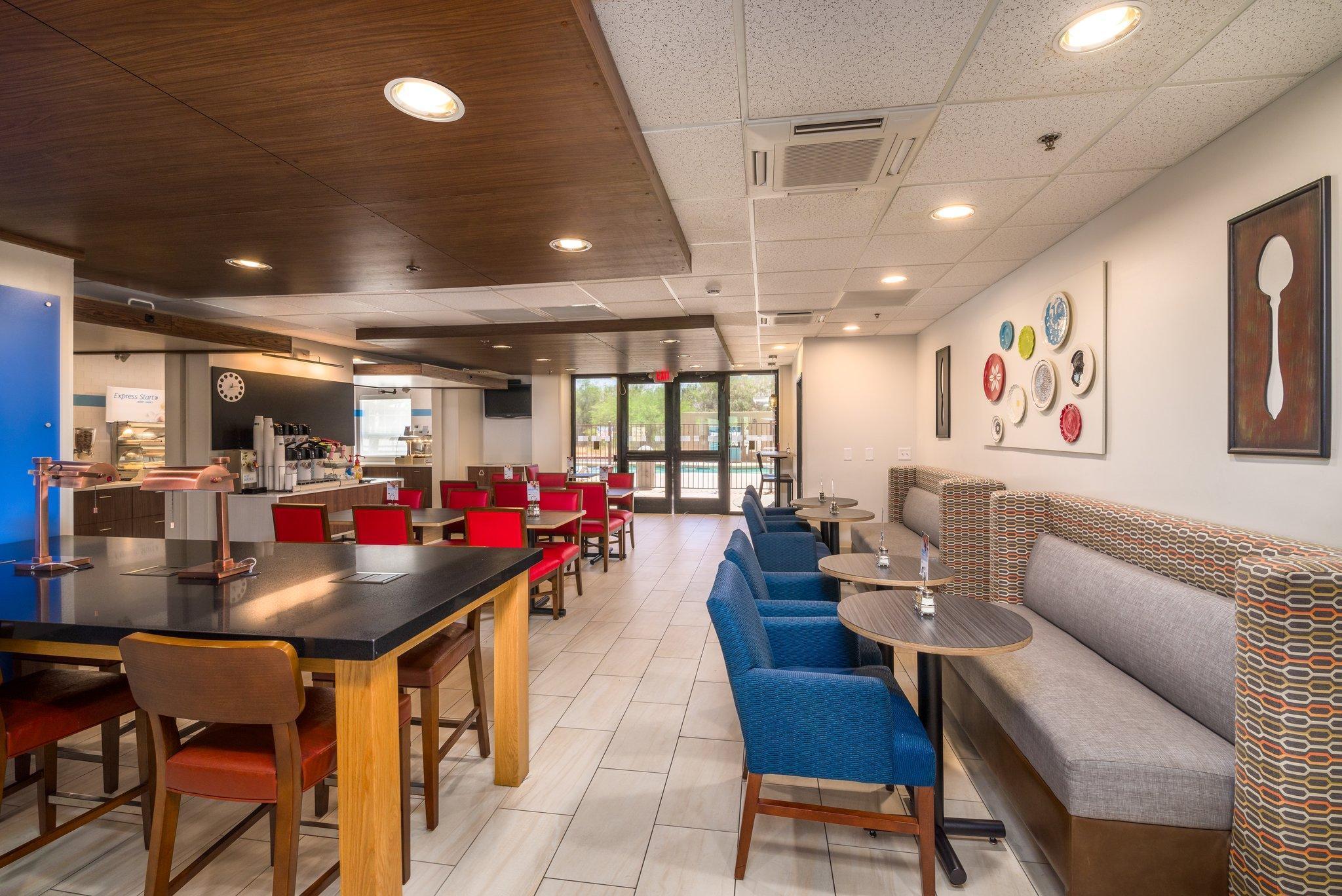 Express Phoenix-airport/university Drive By Ihg 3*