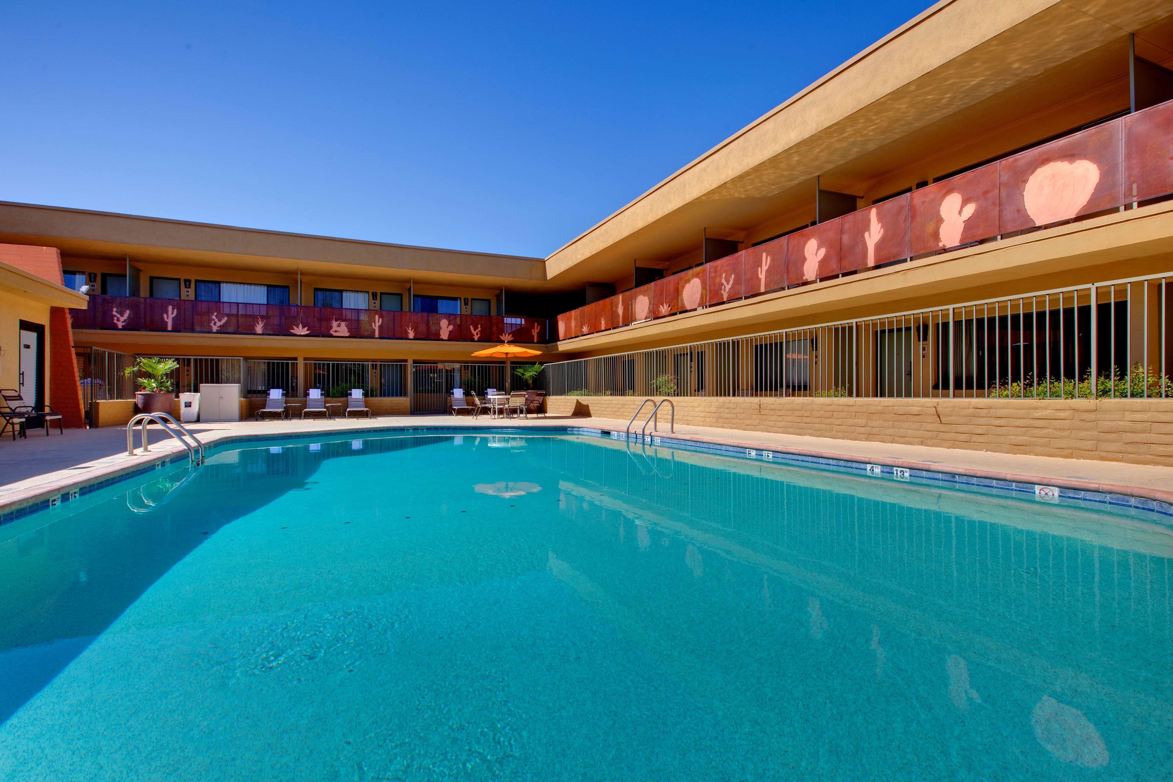 Western Royal Sun & Hotel Tucson