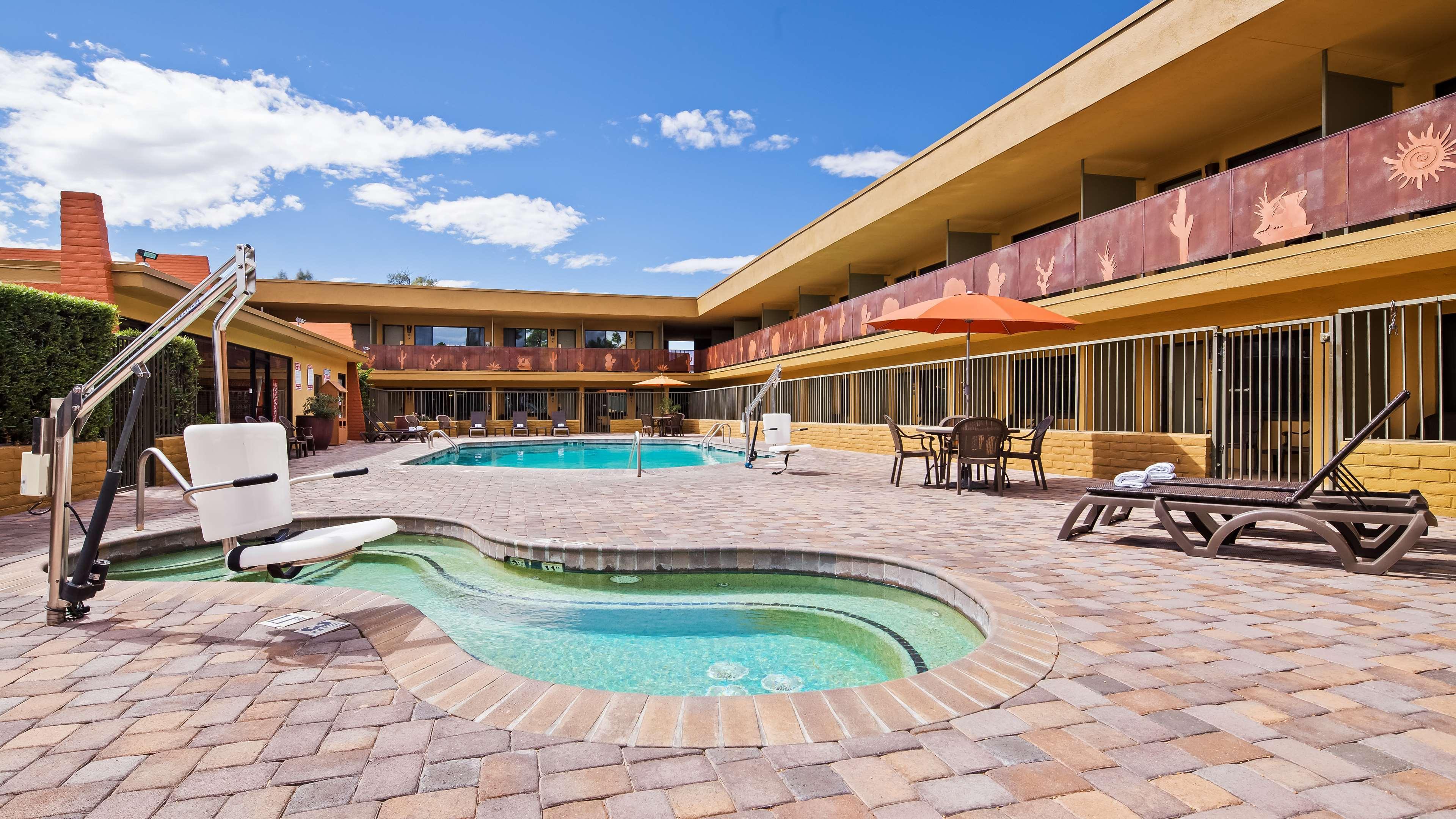 Hotel Western Royal Sun & 3*