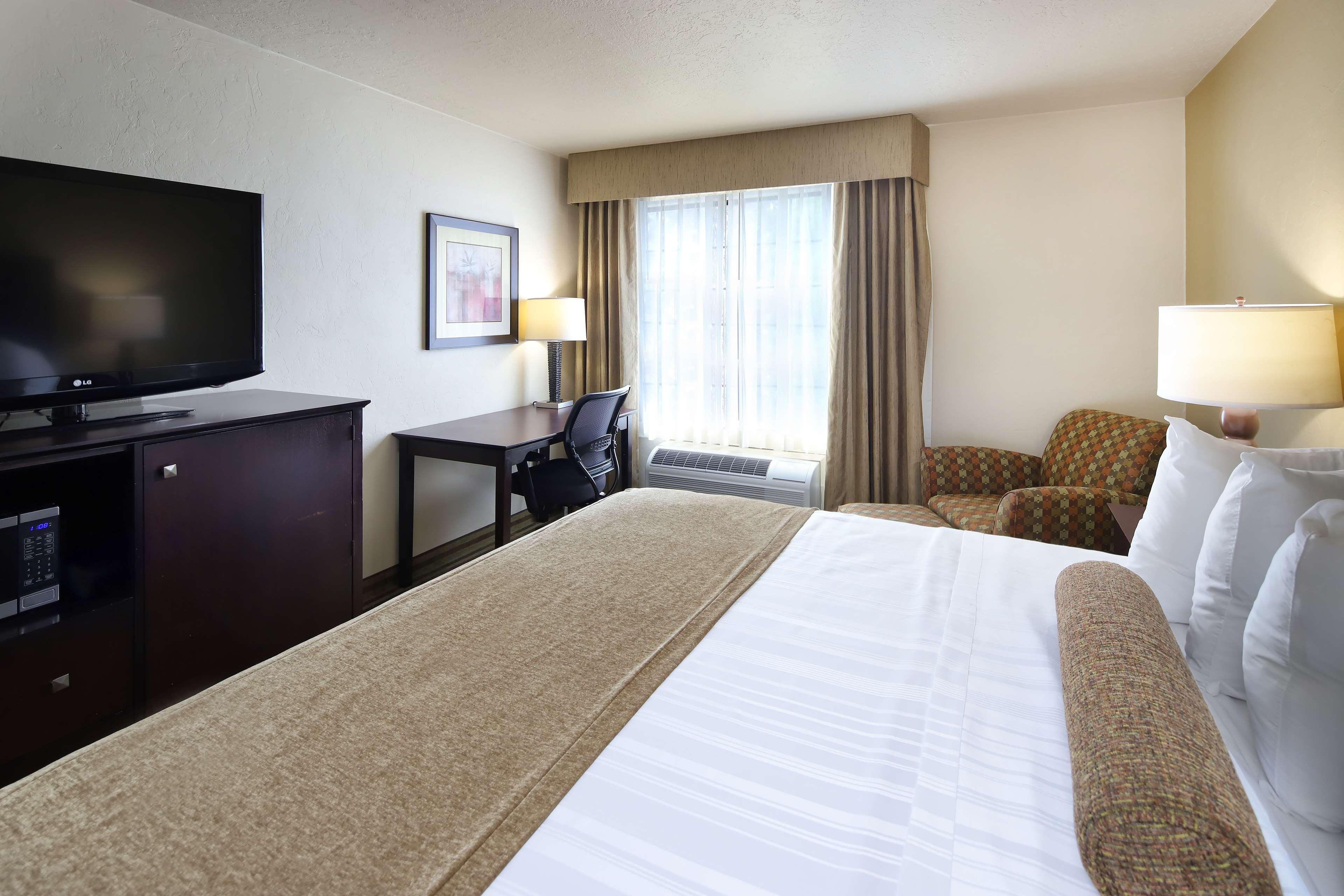 Hotel Wyndham Airport & Conference Center Tucson