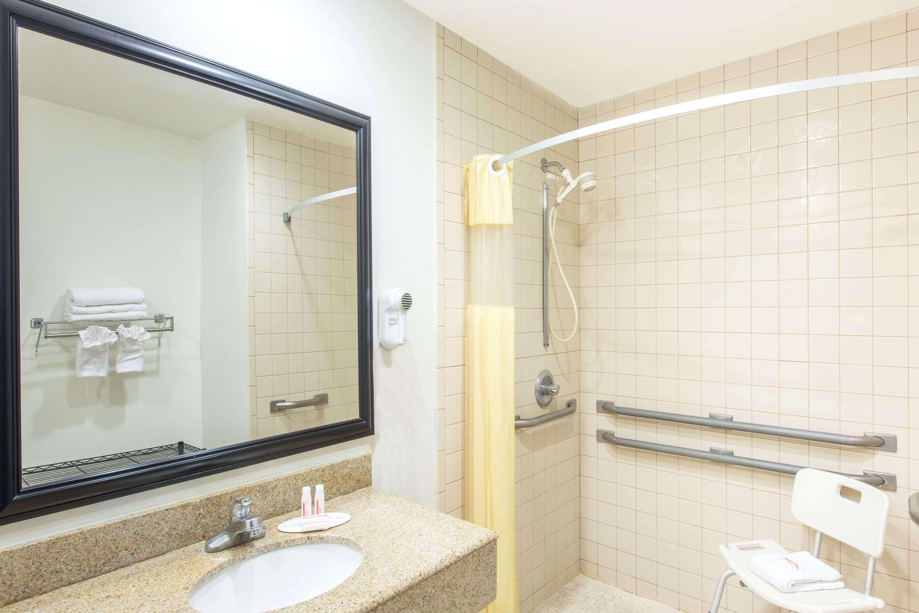 Hotel Days By Wyndham Airport Tucson