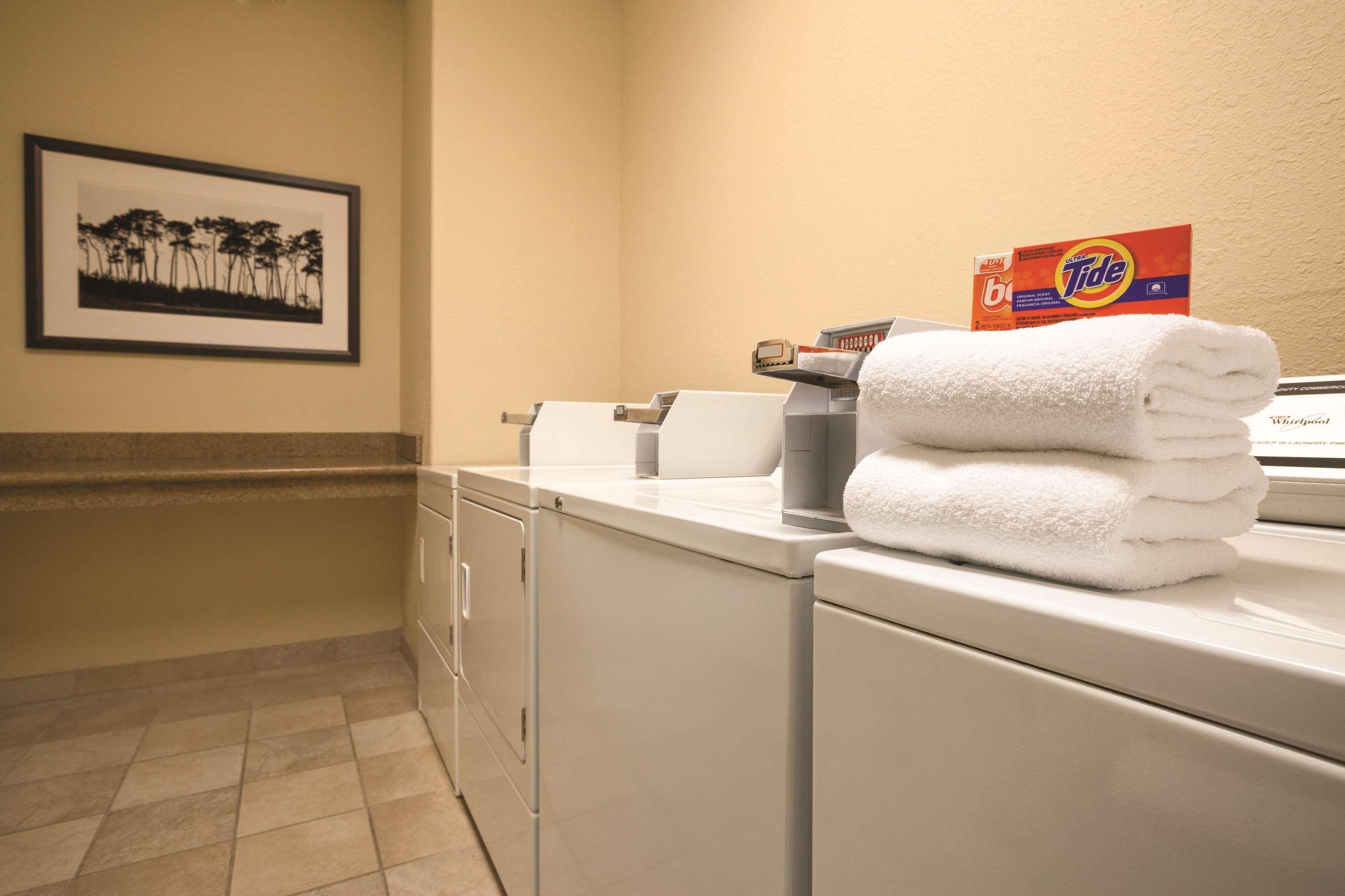 Hotel Country & By Radisson, Mesa, Az 3*