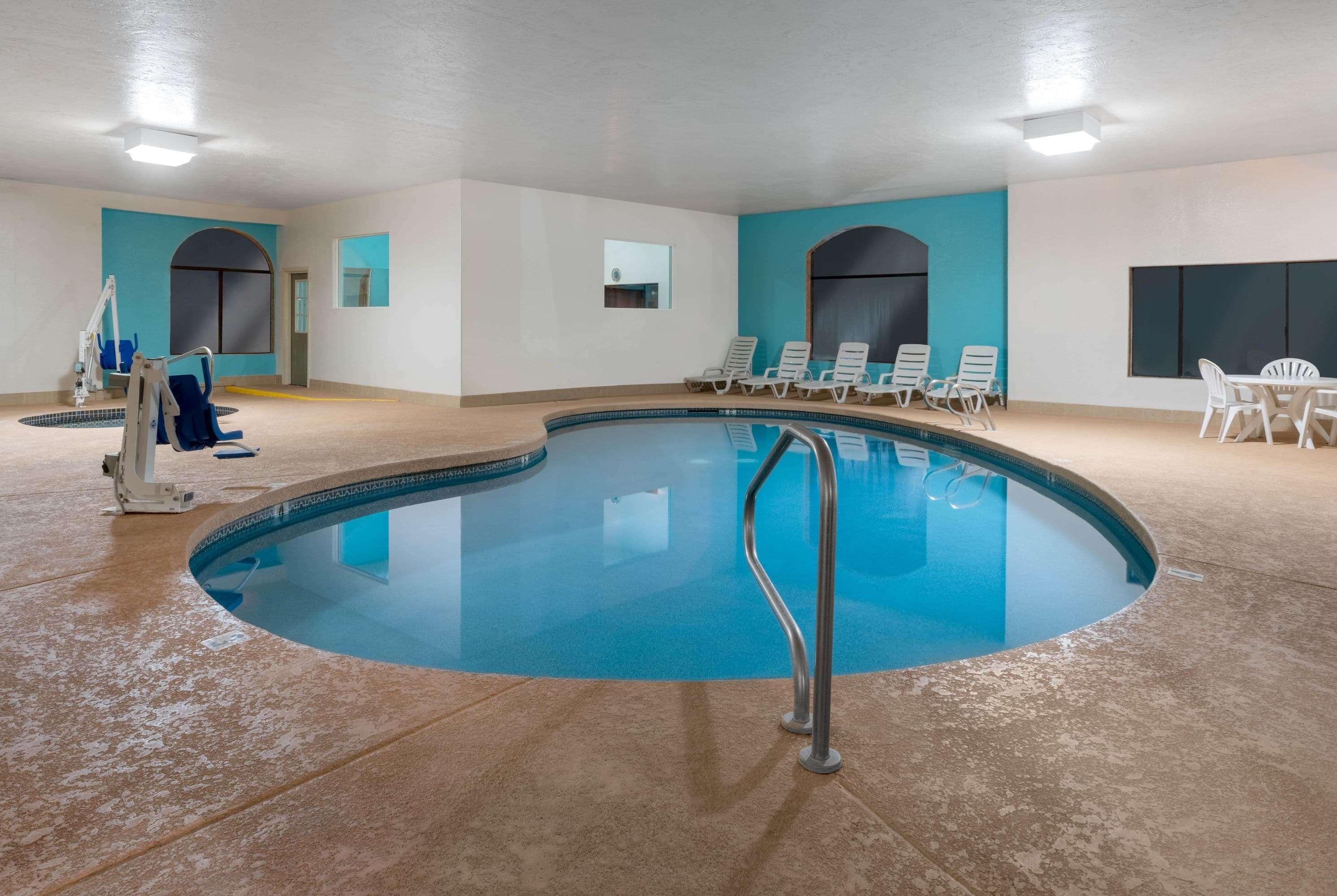 Howard Johnson By Wyndham Holbrook
