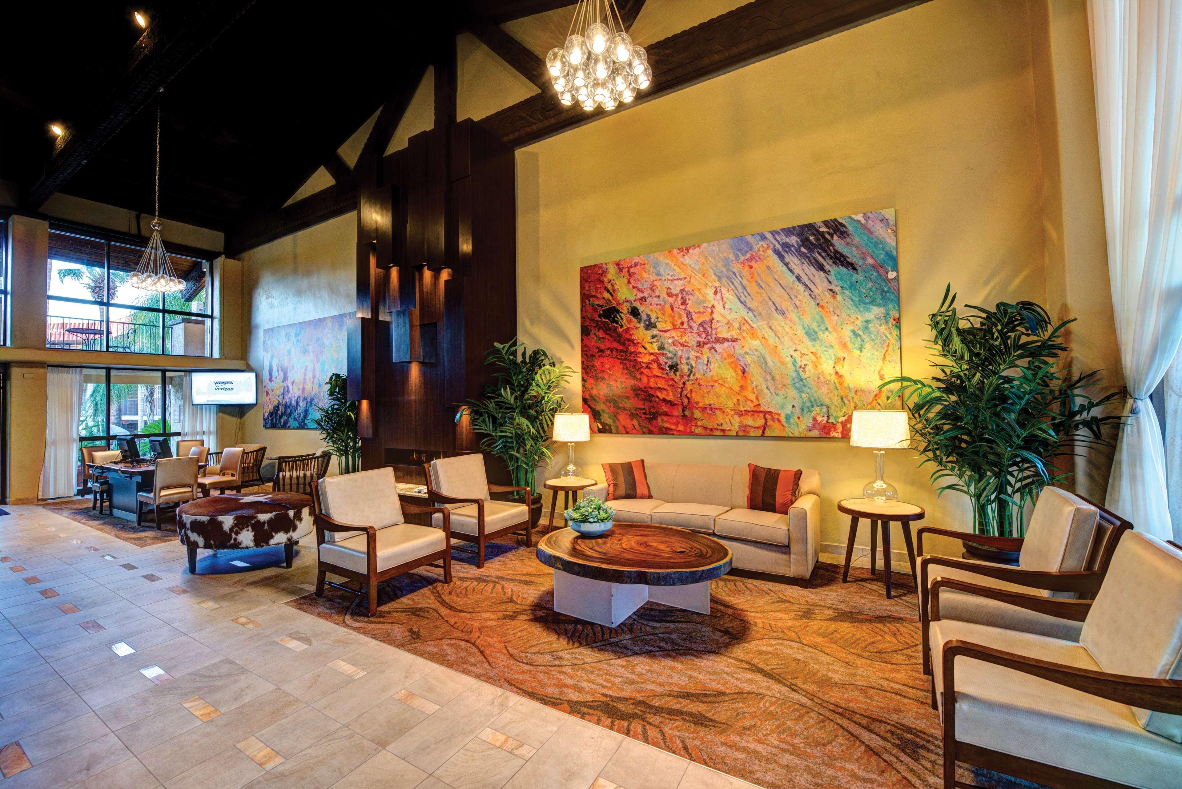Hotel Doubletree By Hilton Tucson-williams Center