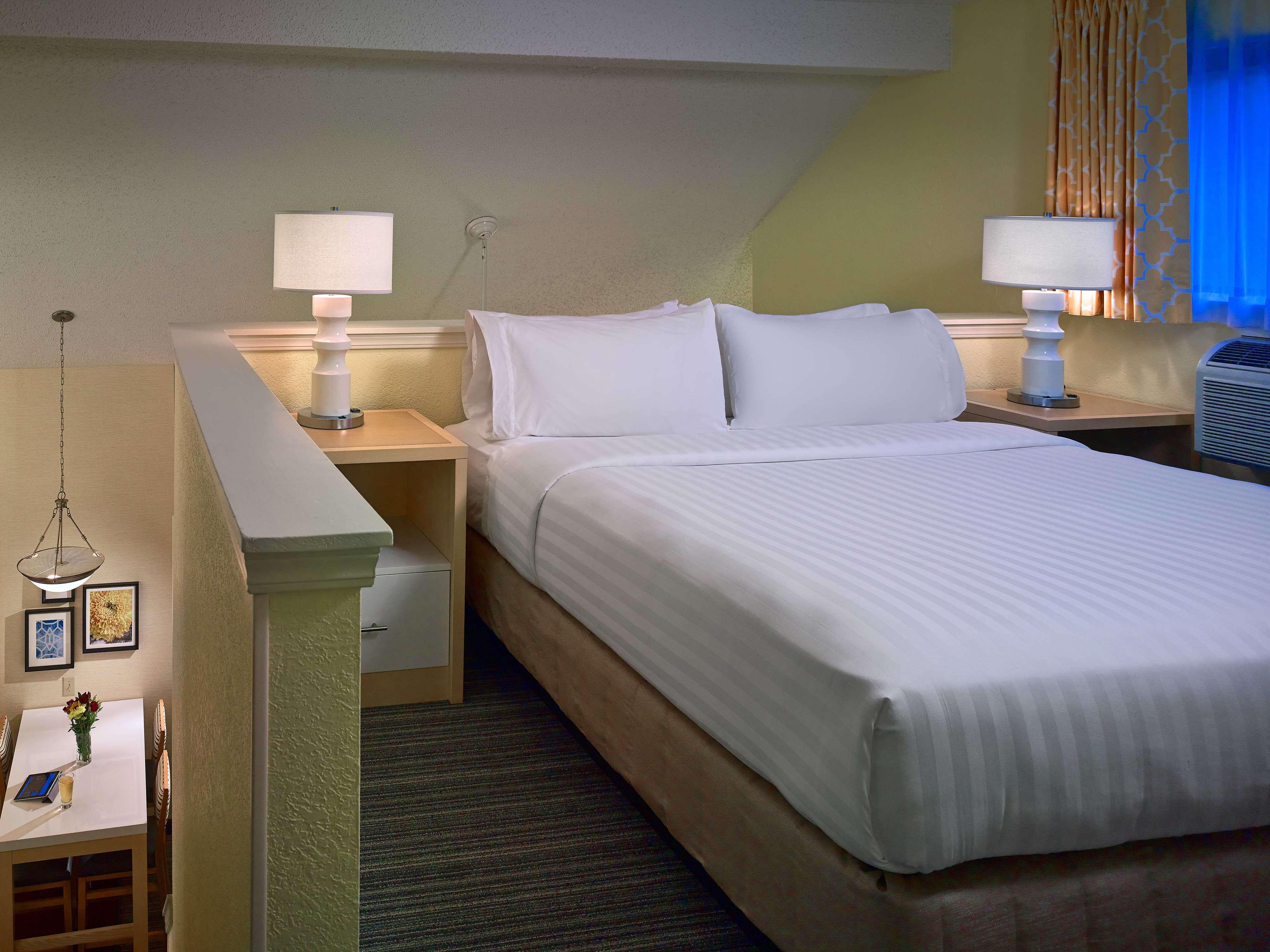 Sonesta Es Hotel 3*