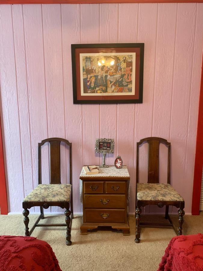 Bordello Bed & Breakfast