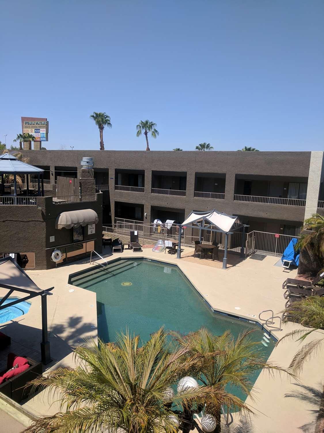 Hotel Western Mall & 3*