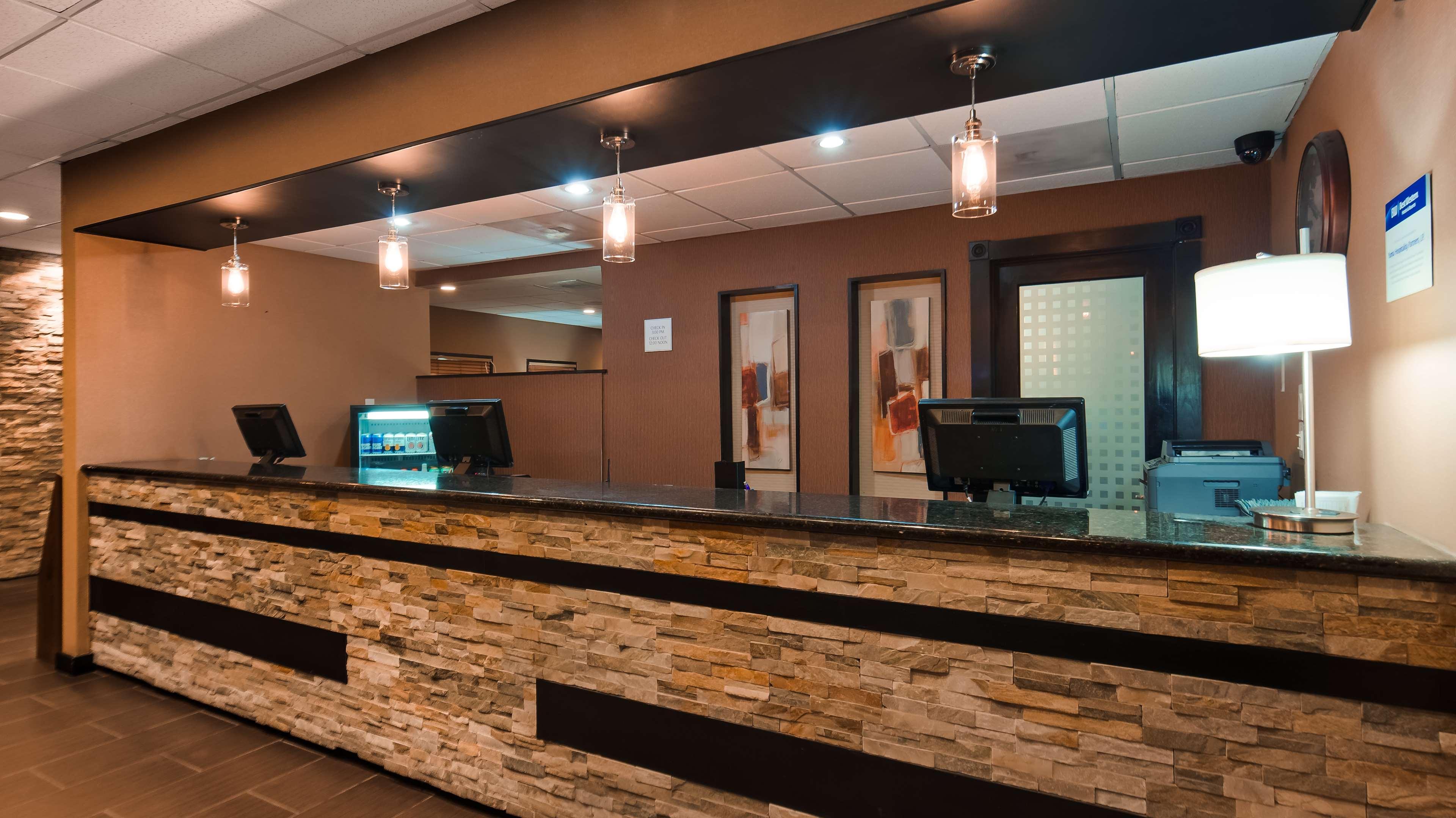 Western Mall & Hotel Yuma