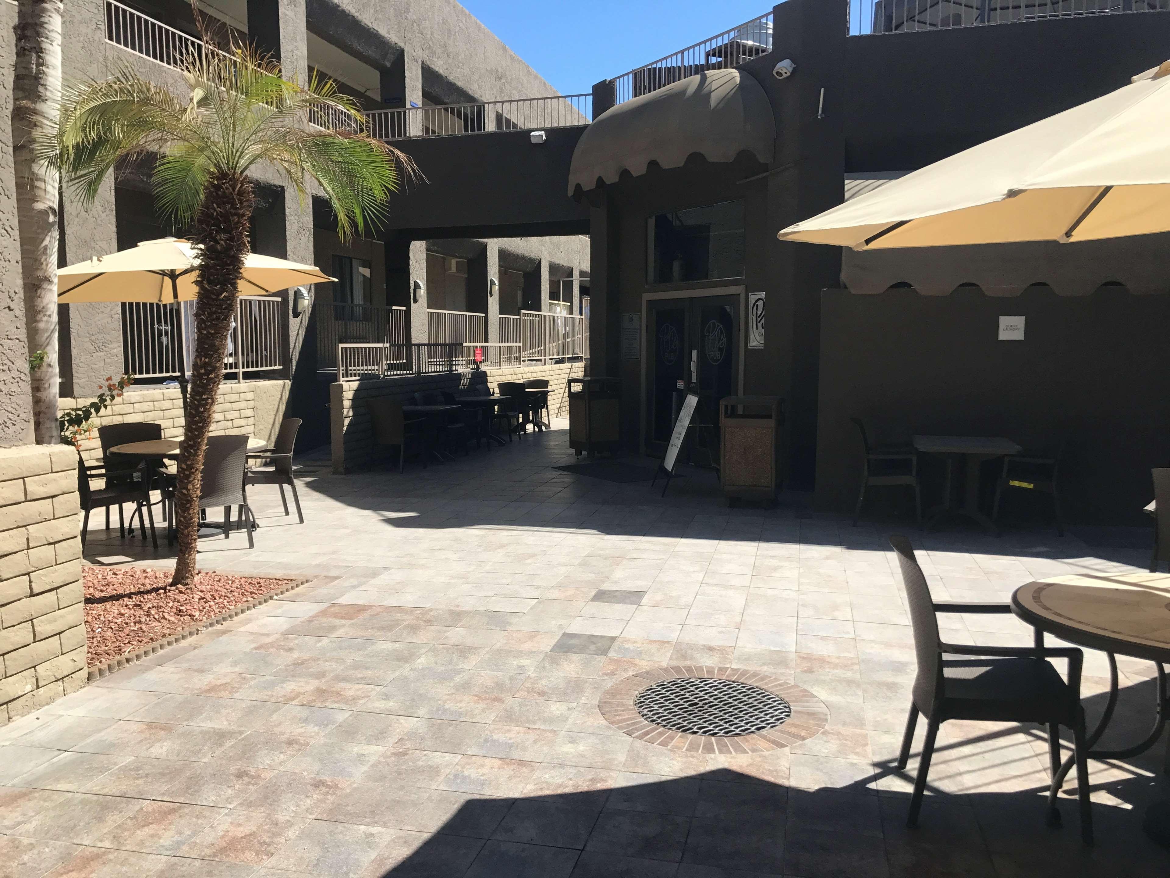 Western Mall & Yuma