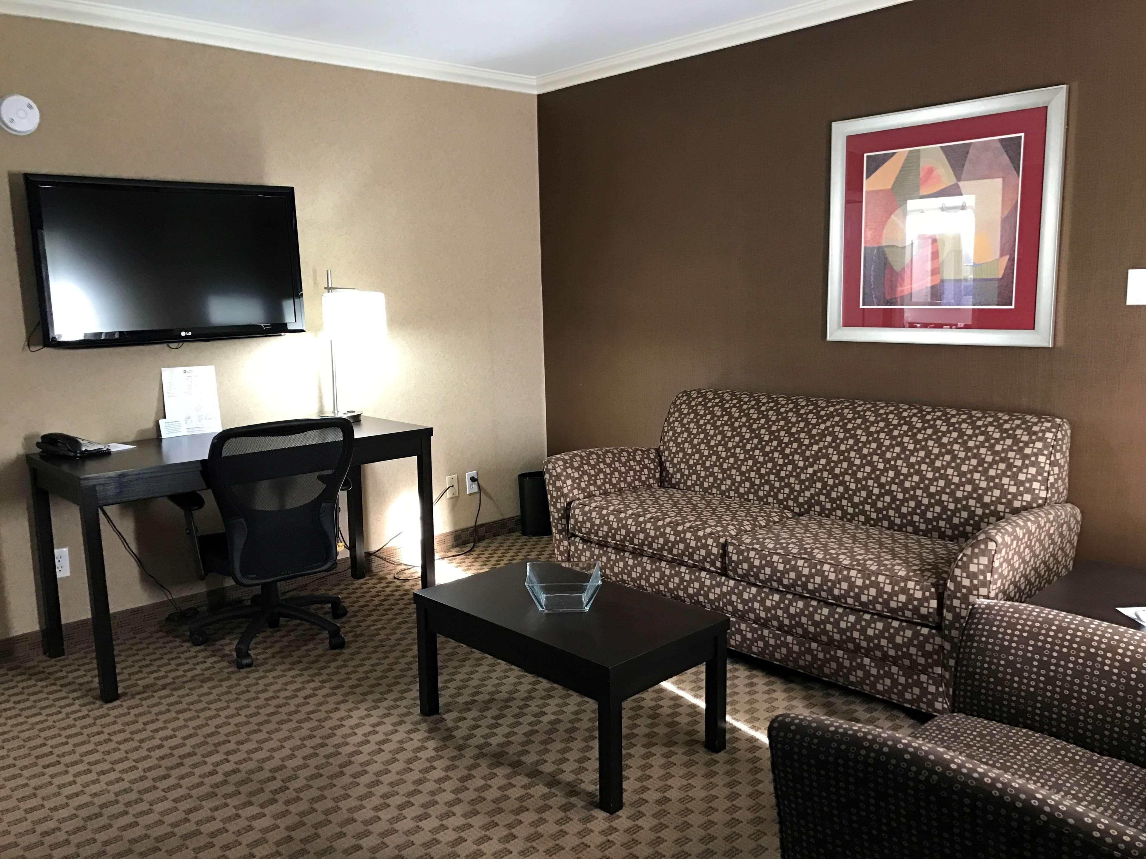 Hotel Western Mall & 3*