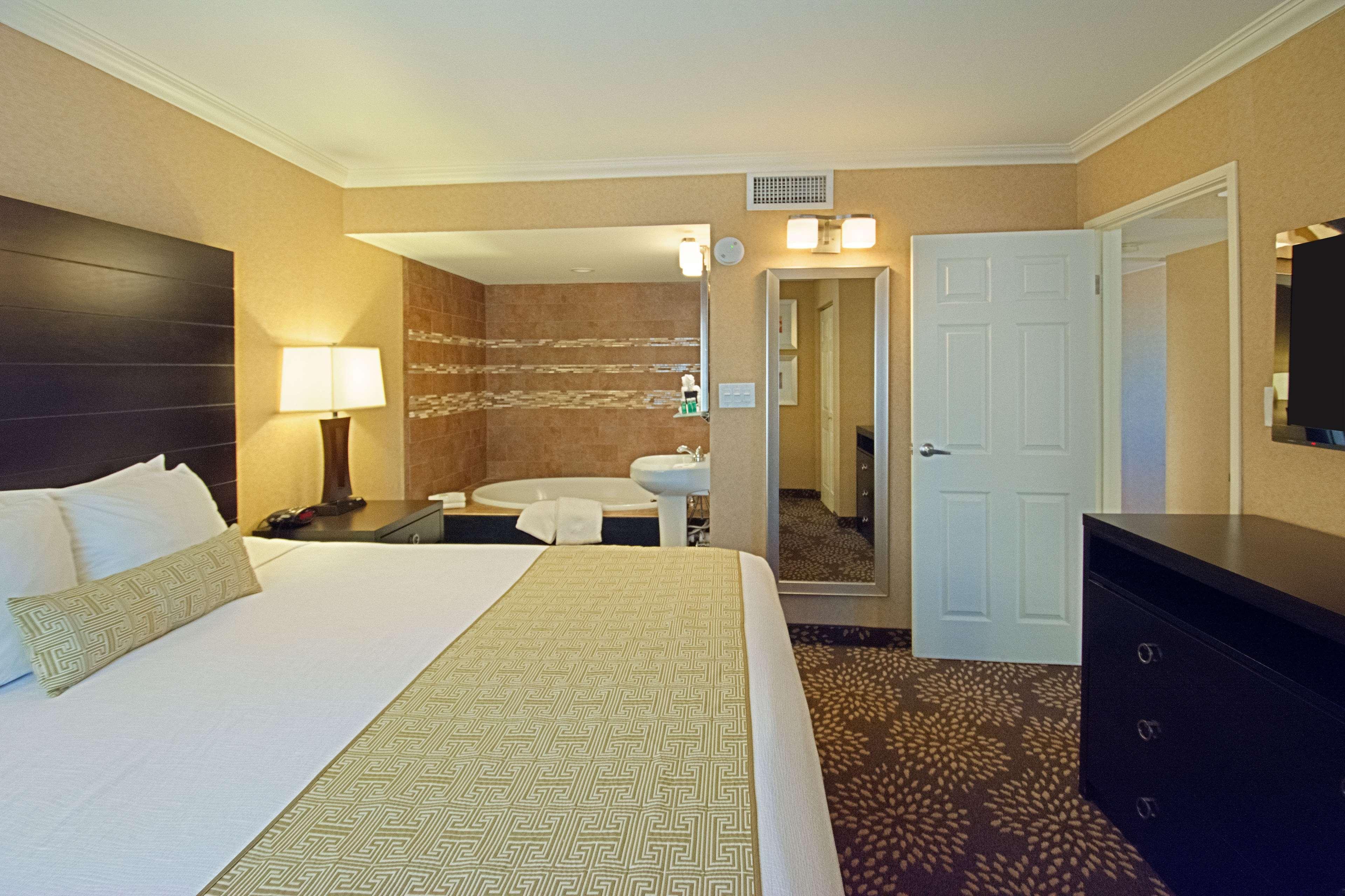 Hotel Western Mall &