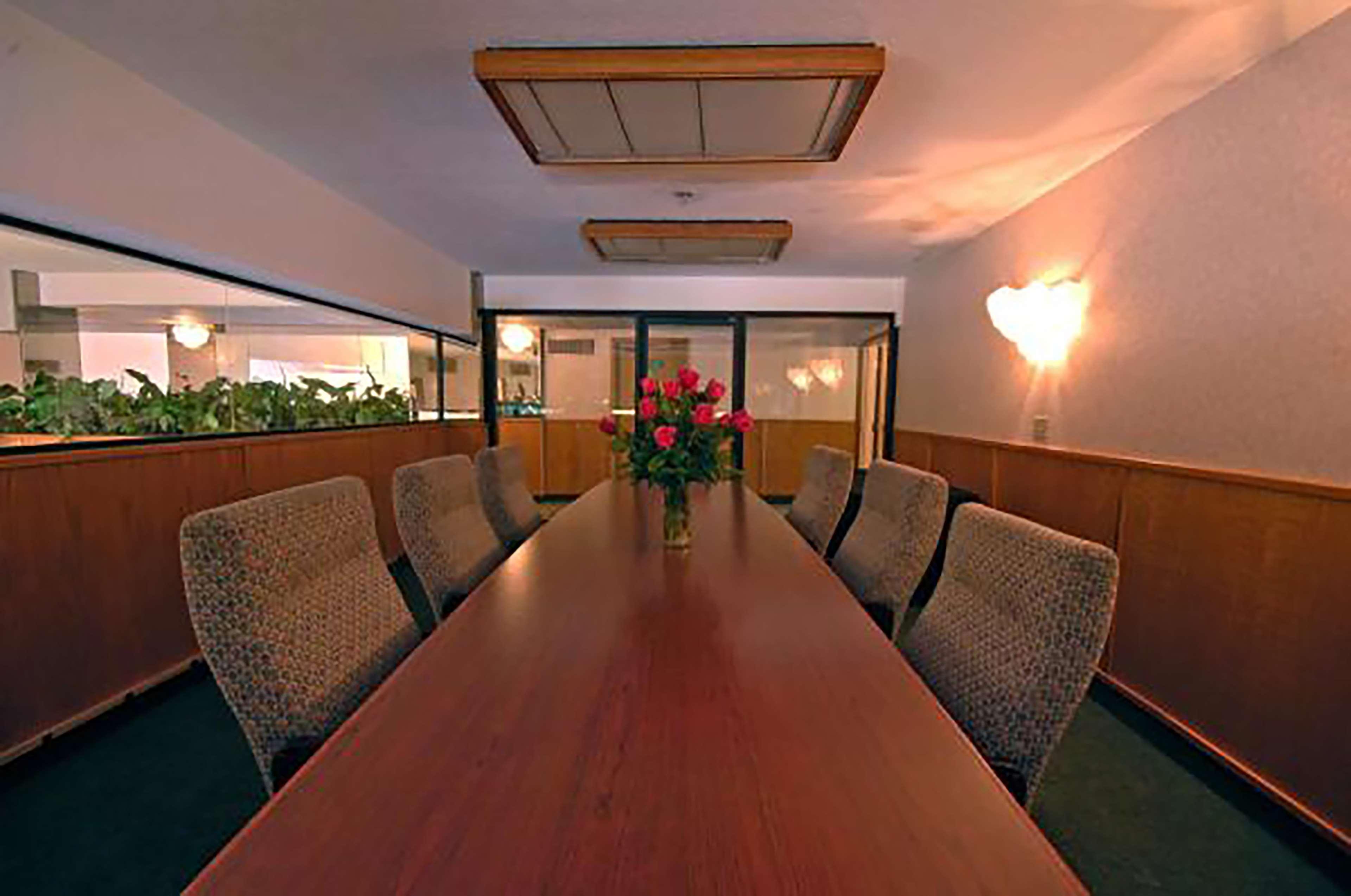 Shilo Hotel 3*
