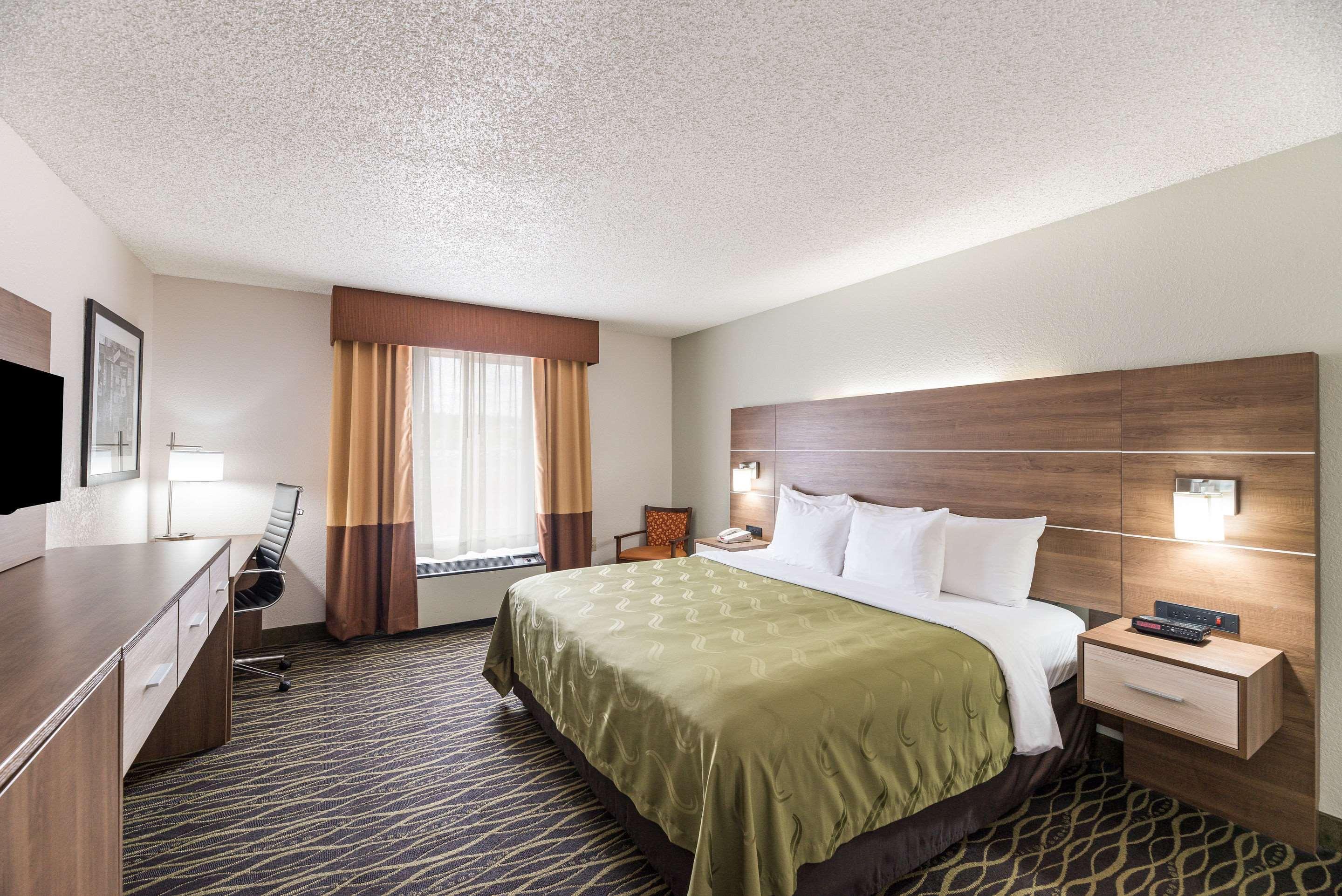Quality Near Grand Canyon Inn 3*