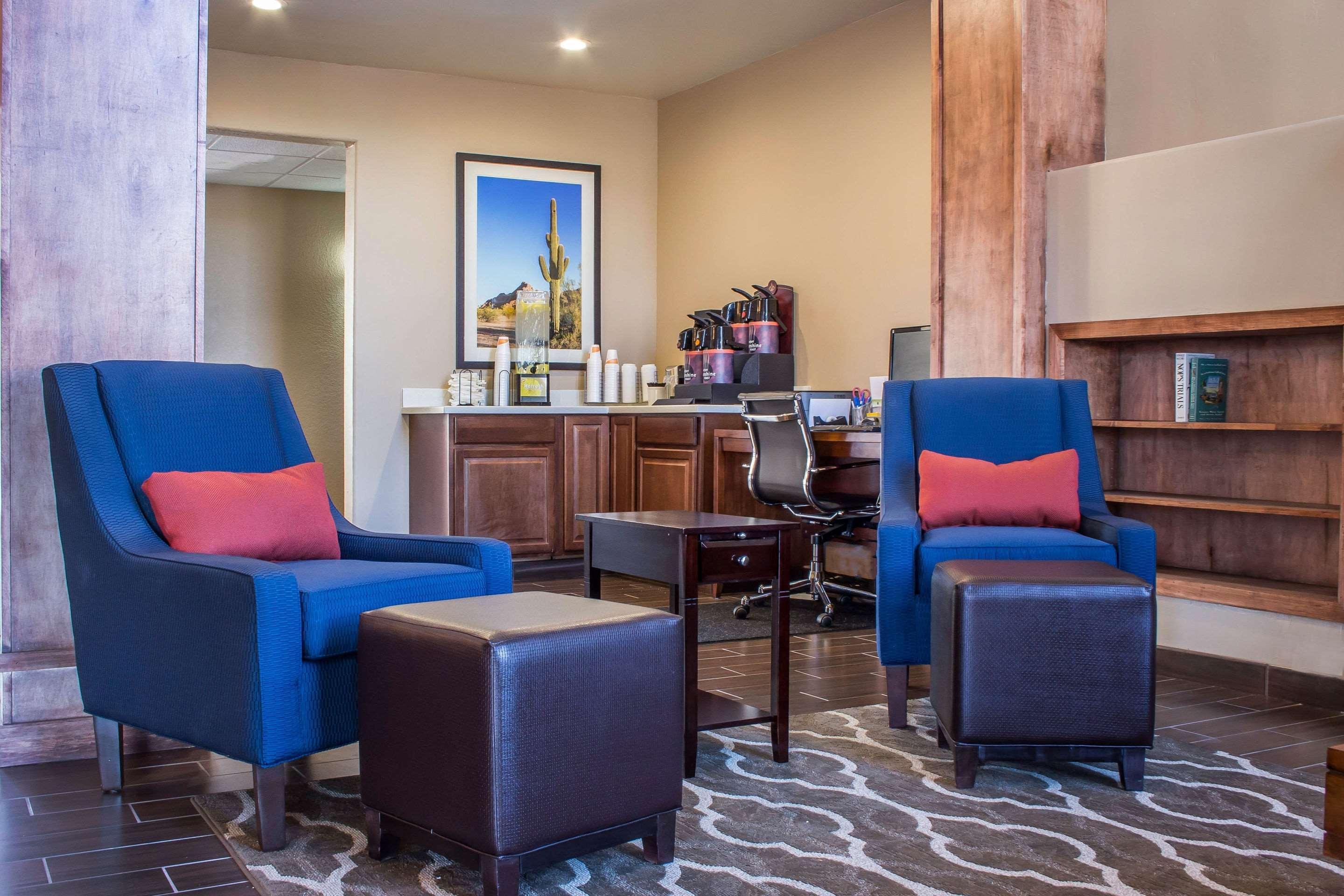Spark By Hilton Peoria Phoenix North