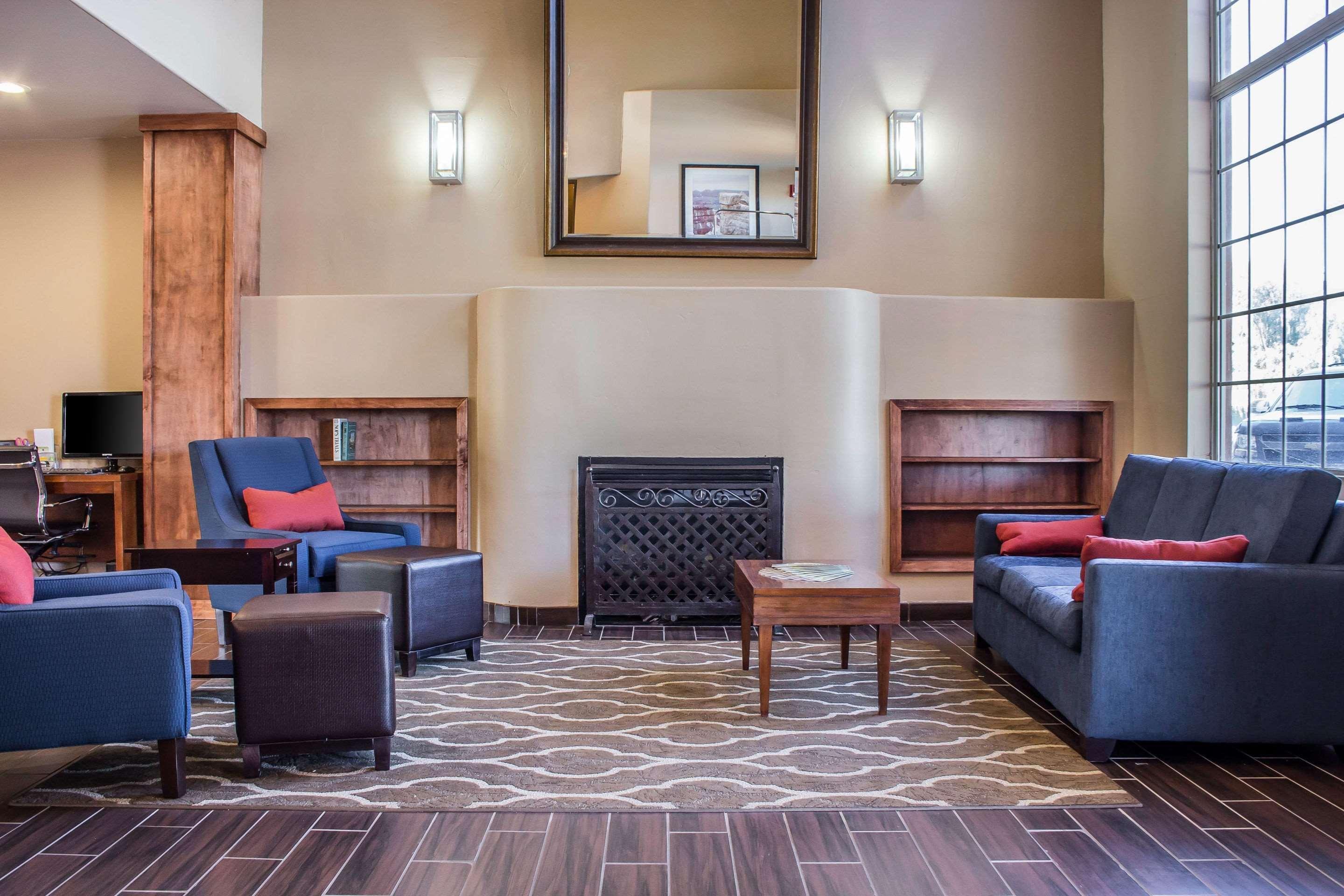 Spark By Hilton Peoria Phoenix North 2*