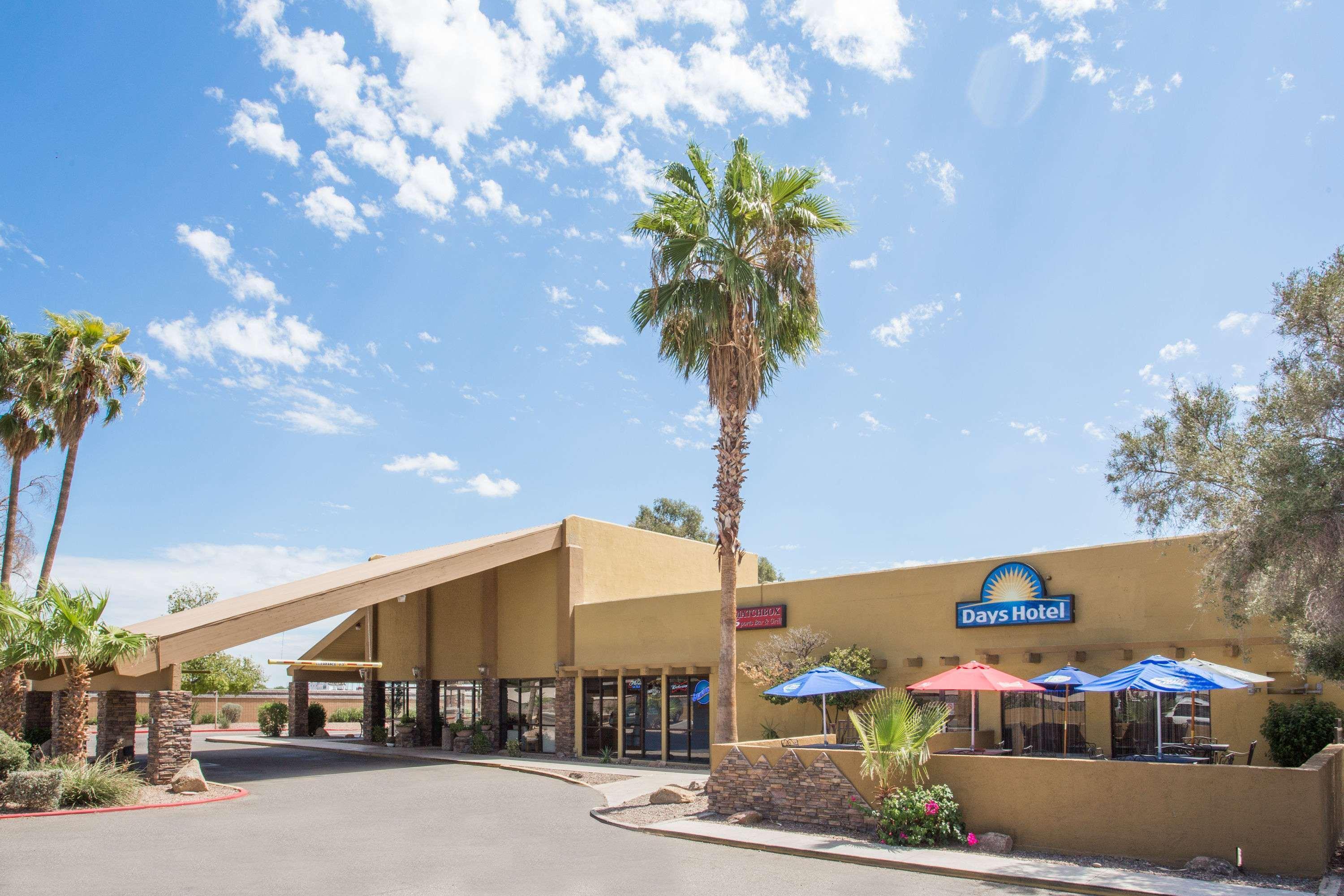 Days By Wyndham Glendale Area 2*