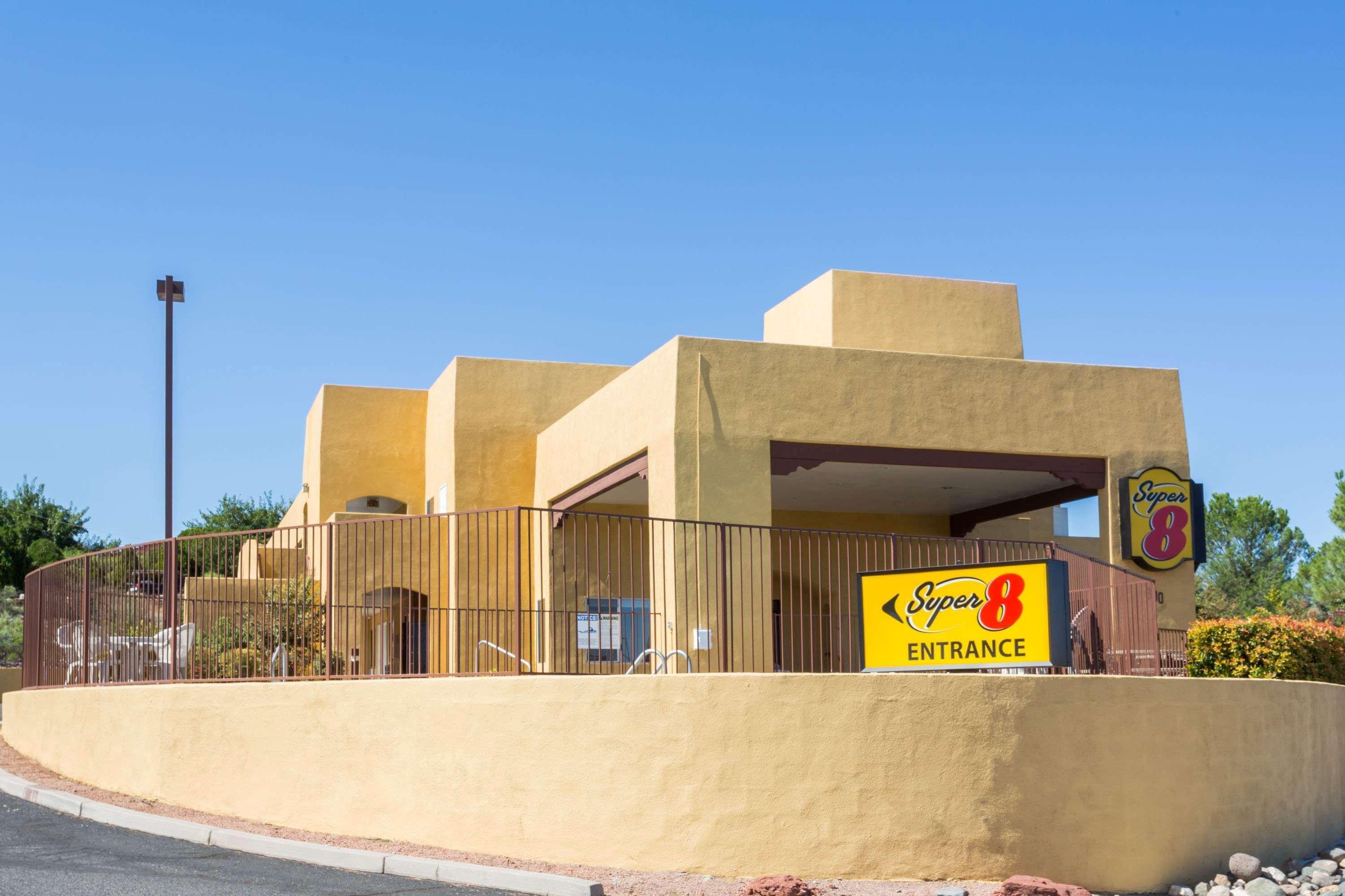 Super 8 By Wyndham 2*
