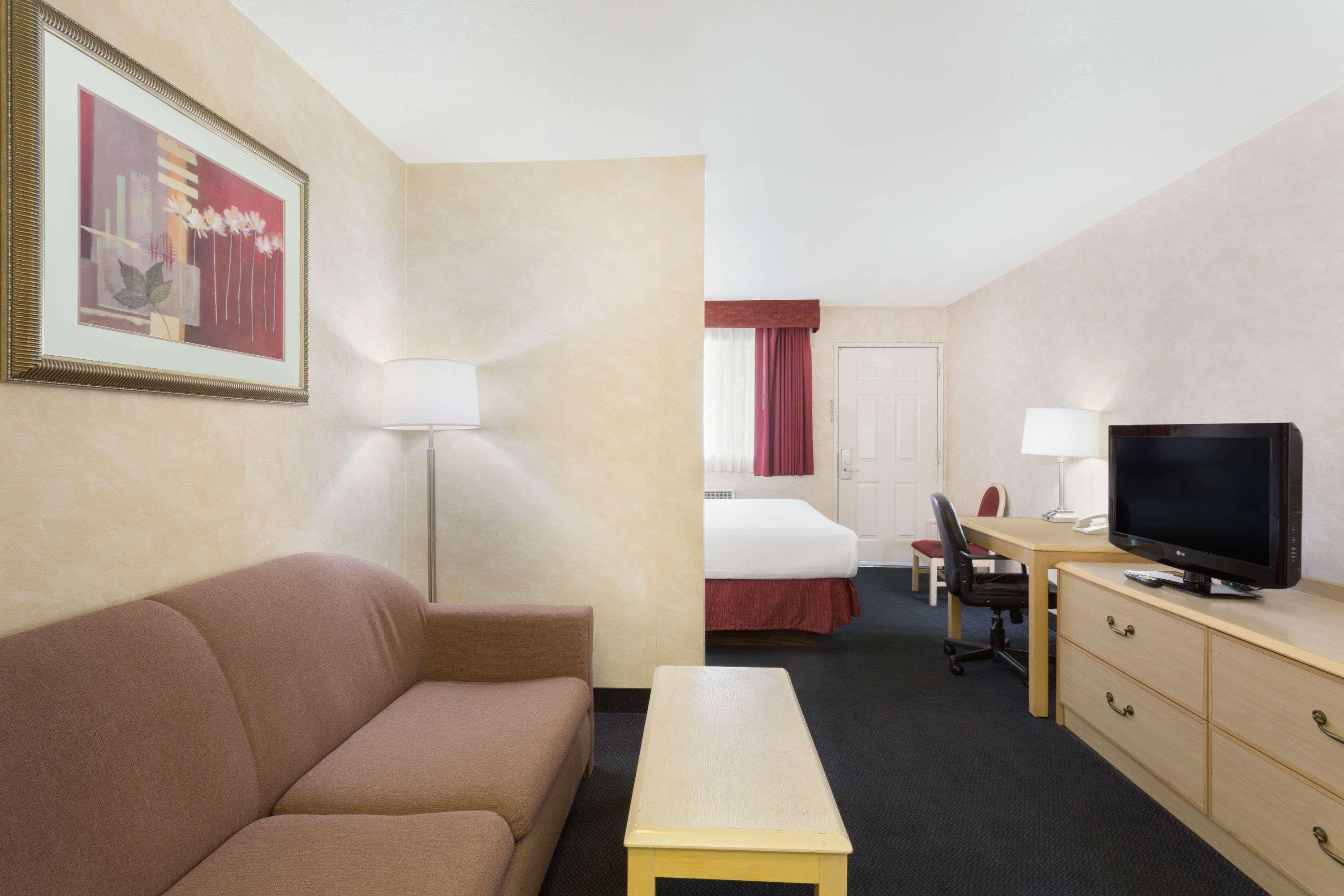 Hotel Days By Wyndham Bullhead 2*
