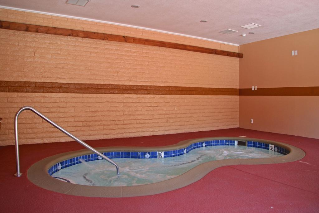 Hotel 6 Az Near Downtown & Sloan Park Mesa
