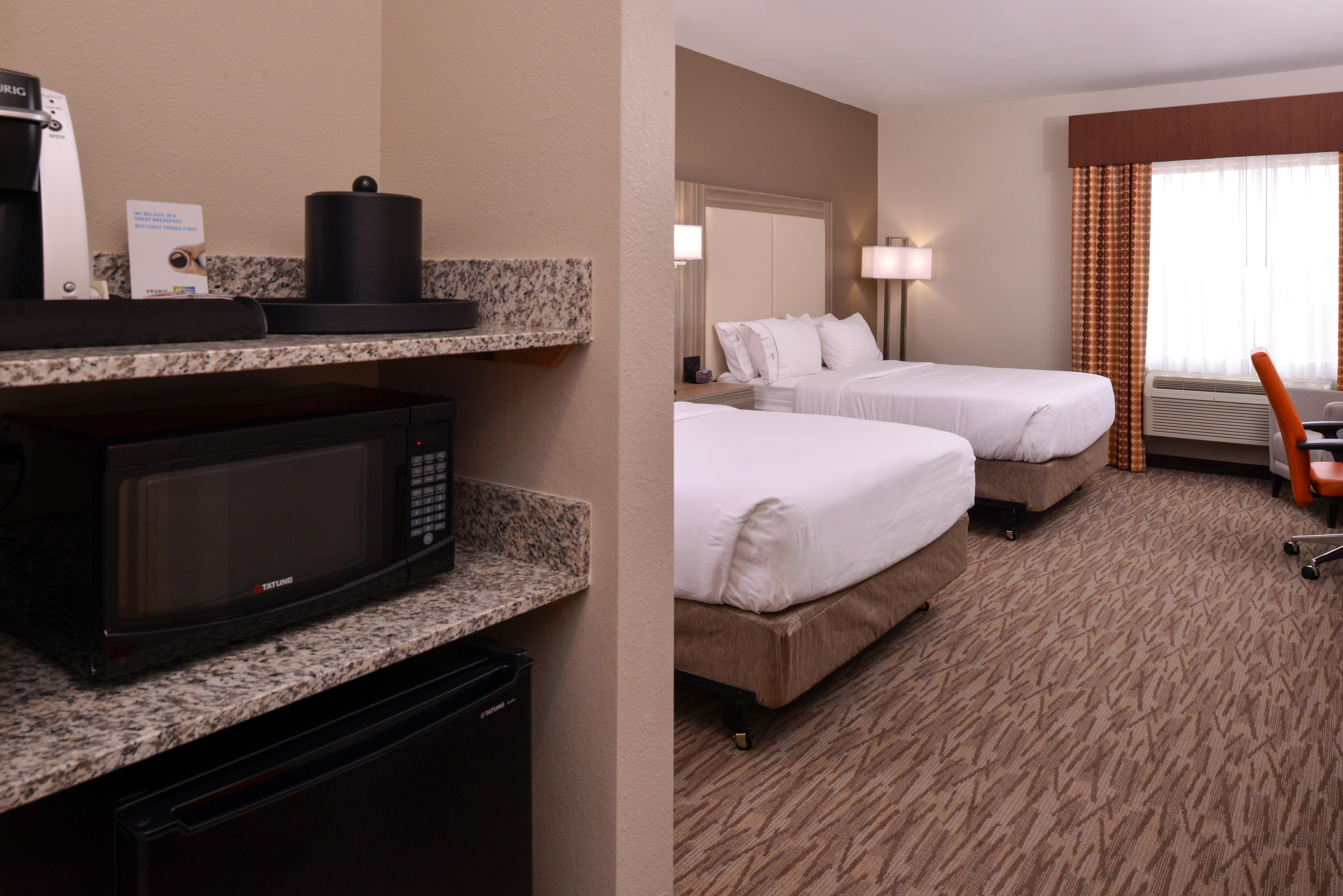 Hotel Express & By Ihg Williams