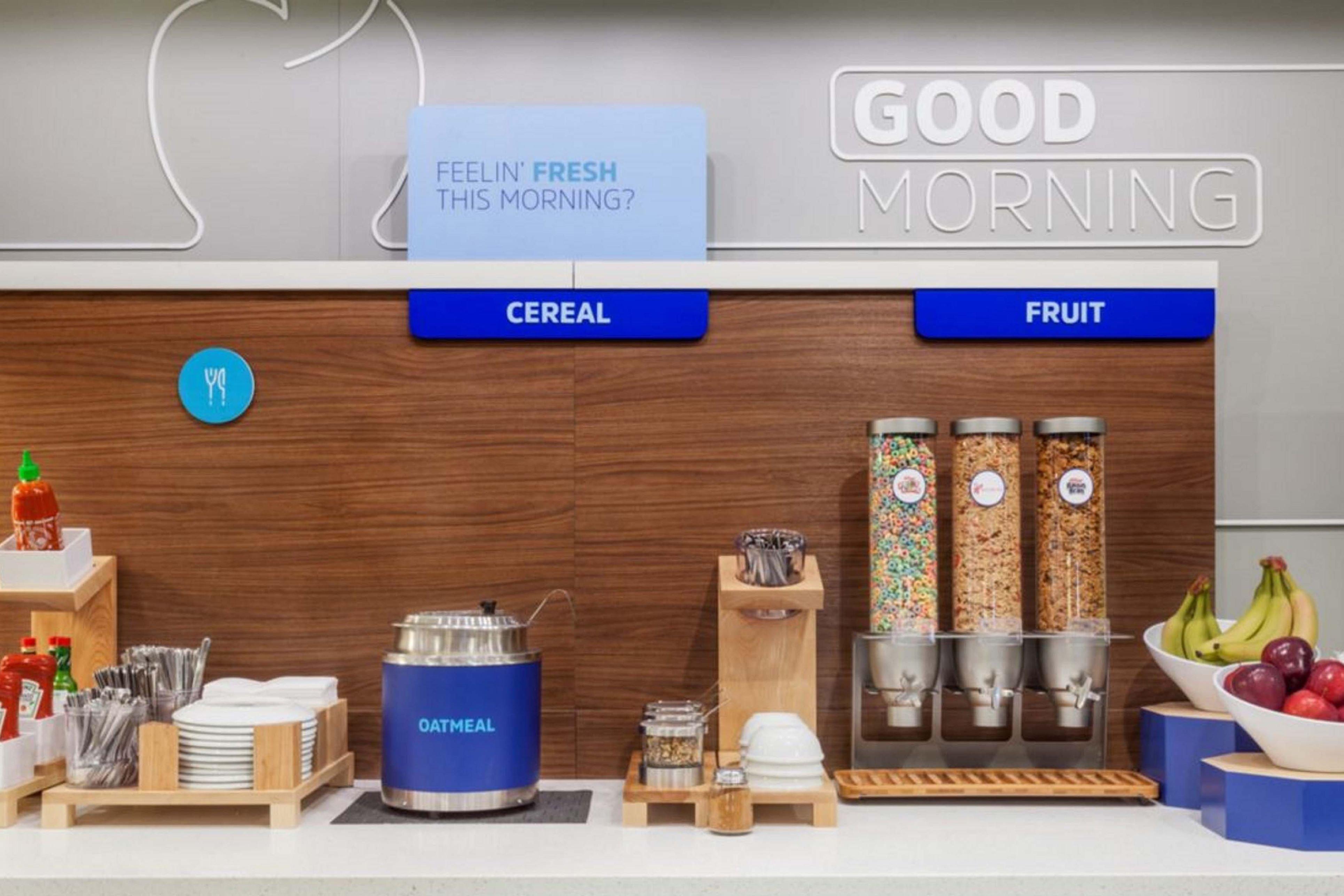 Hotel Express & By Ihg Williams