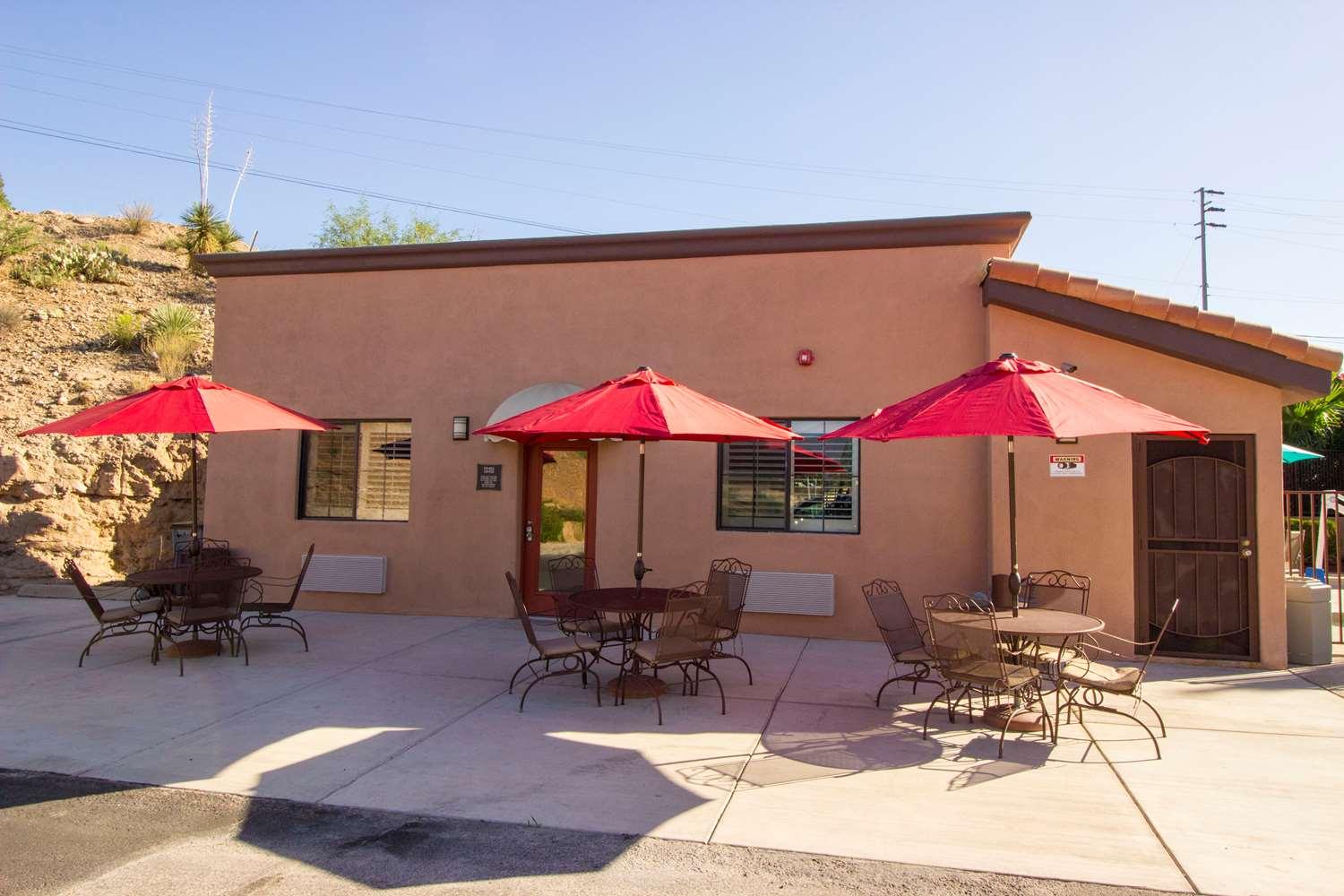 Western Copper Hills Hotel
